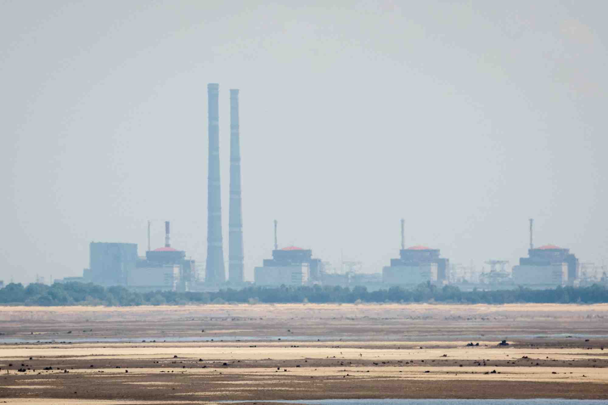 Vue sur la centrale nucleaire de zaporizhzhia