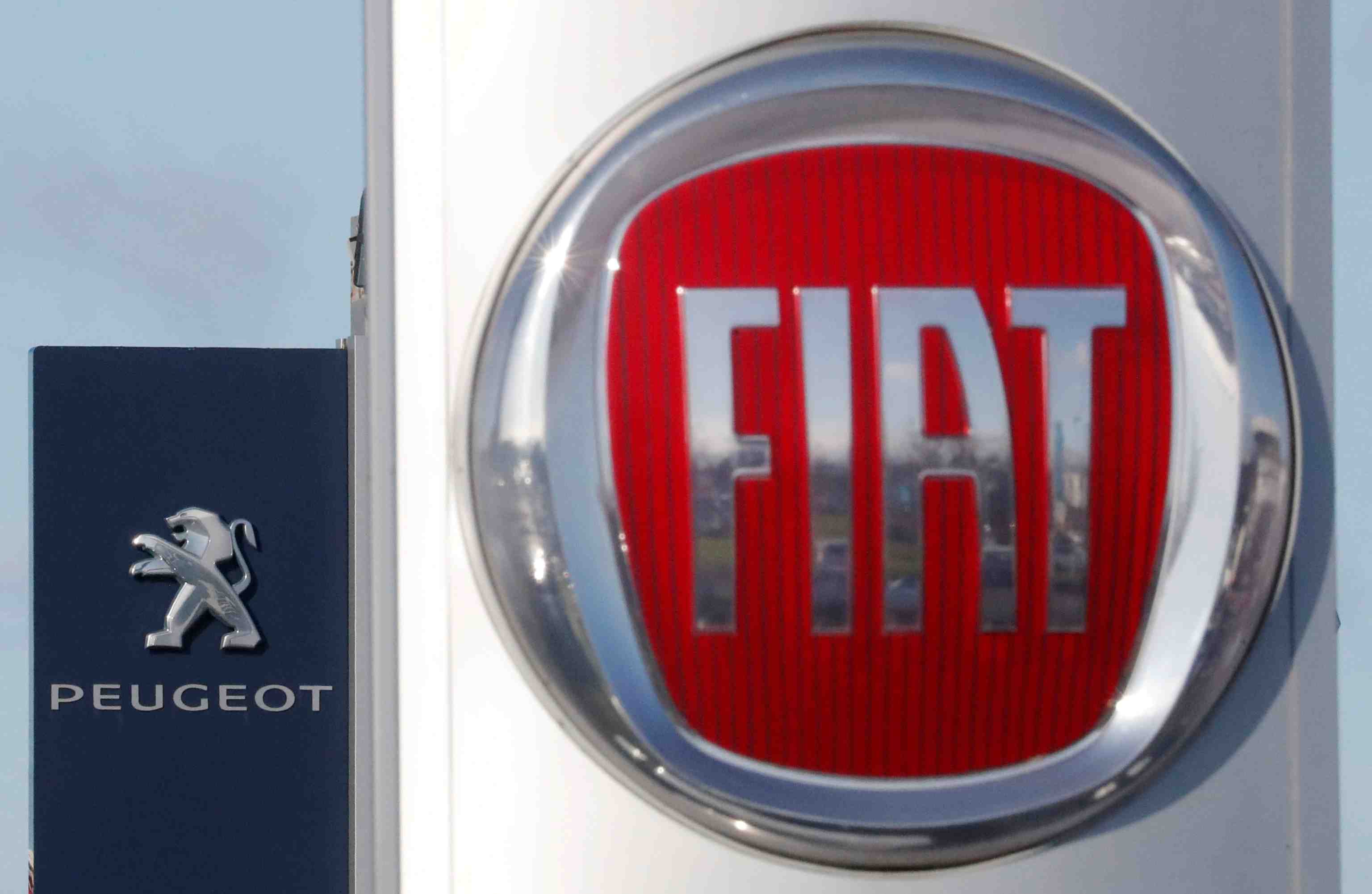 La plainte de gm contre fiat-chrysler n'aura pas d'effet sur la fusion avec psa