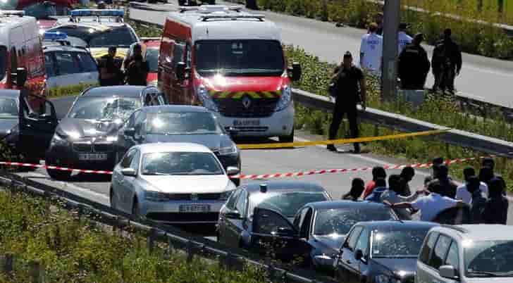 Le suspect de l'attaque contre six militaires transfere a paris