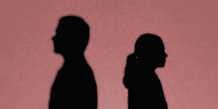 « Le danger est grand de laisser le pouvoir à des hommes qui peuvent compromettre les droits fondamentaux des femmes », estime le collectif 2GAP.