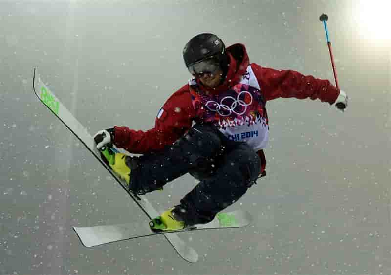 JO: le Français Kevin Rolland médaillé de bronze en ski halfpipe