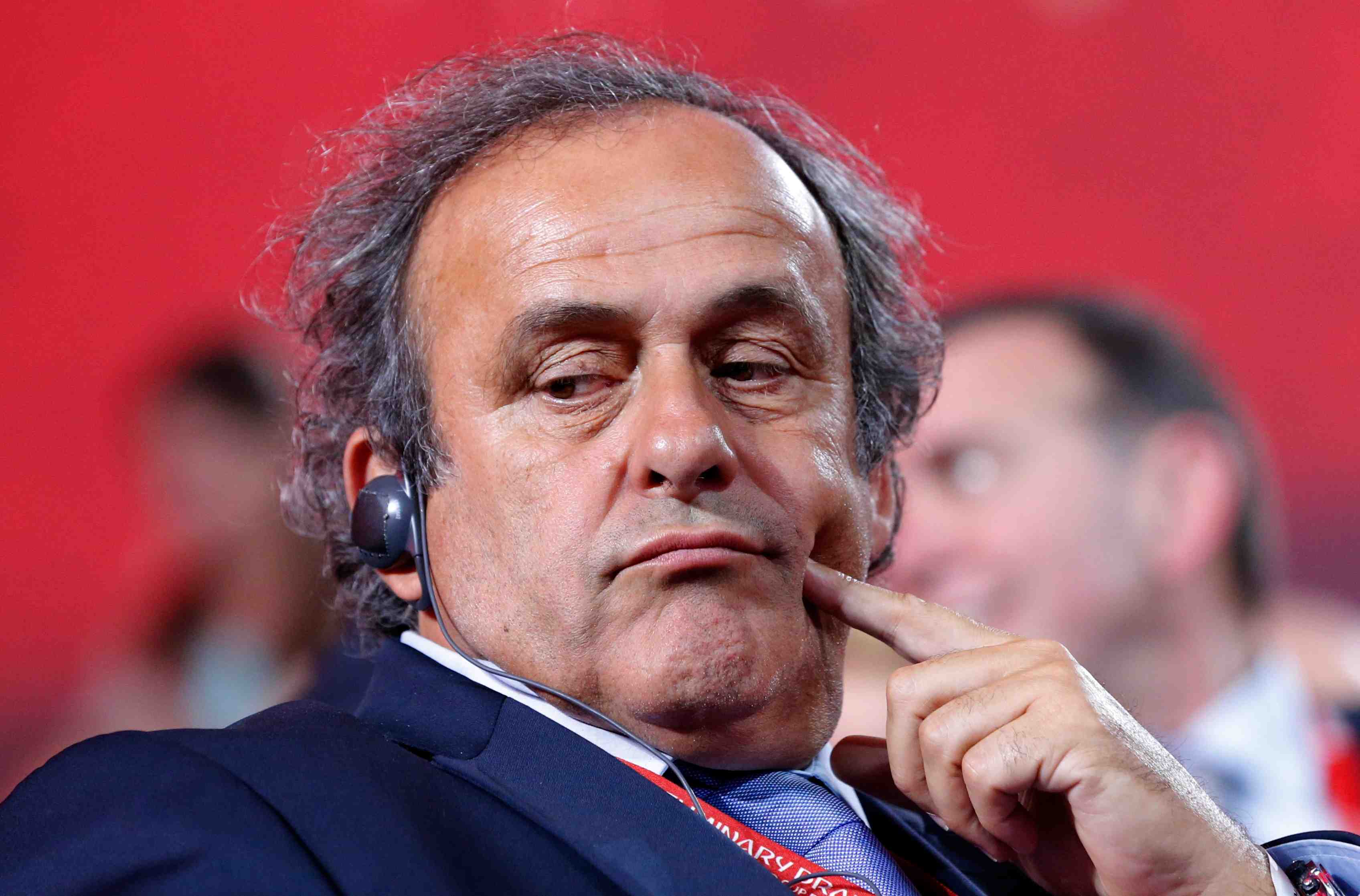 Michel platini va annoncer sa candidature a la presidence de la fifa