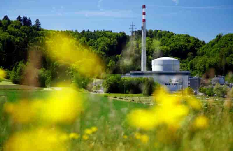 Les suisses appeles a se prononcer sur les energies renouvelables