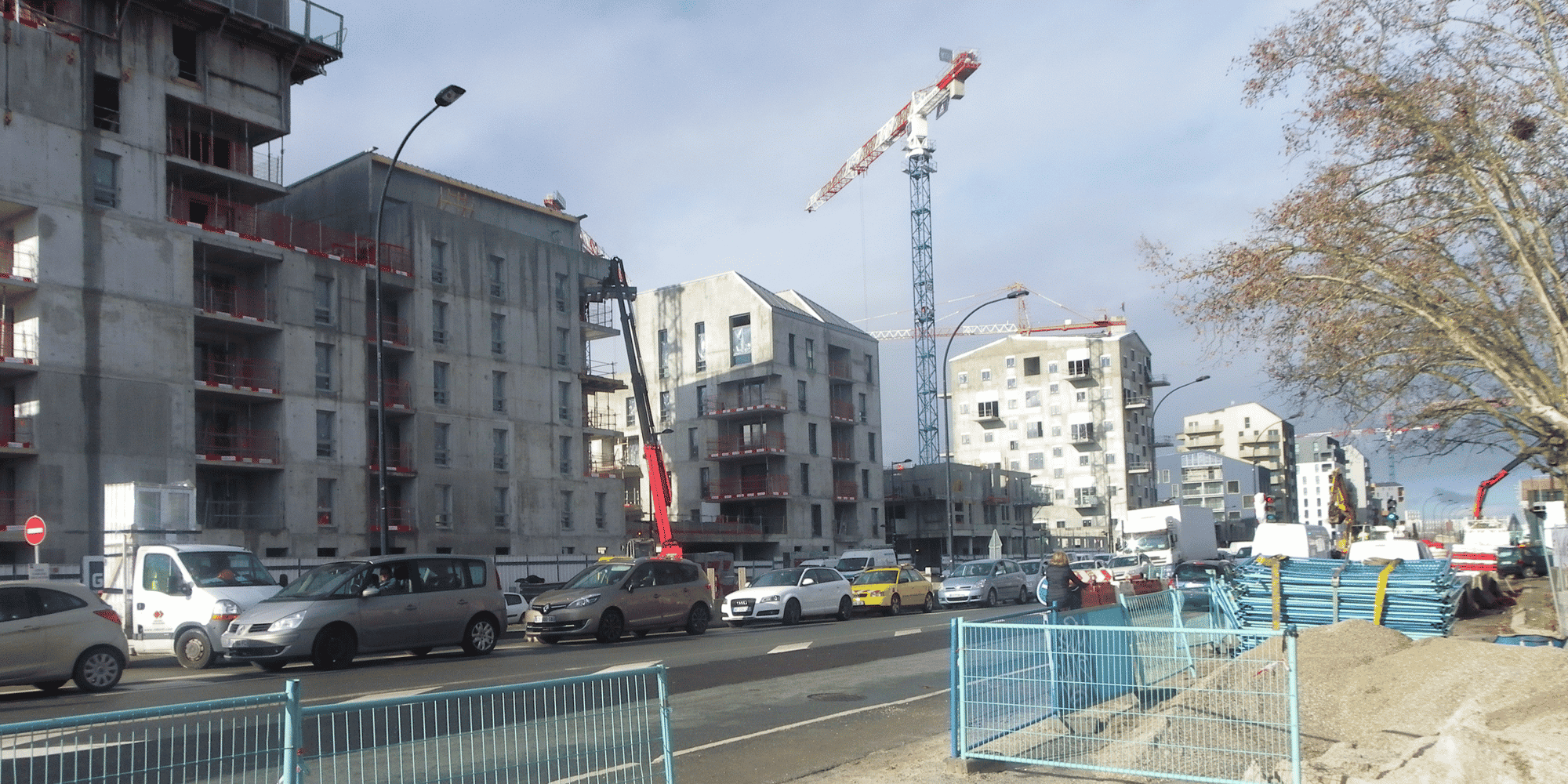 Malgré ses nombreuses constructions la ville manque de logements intermédiaires.
