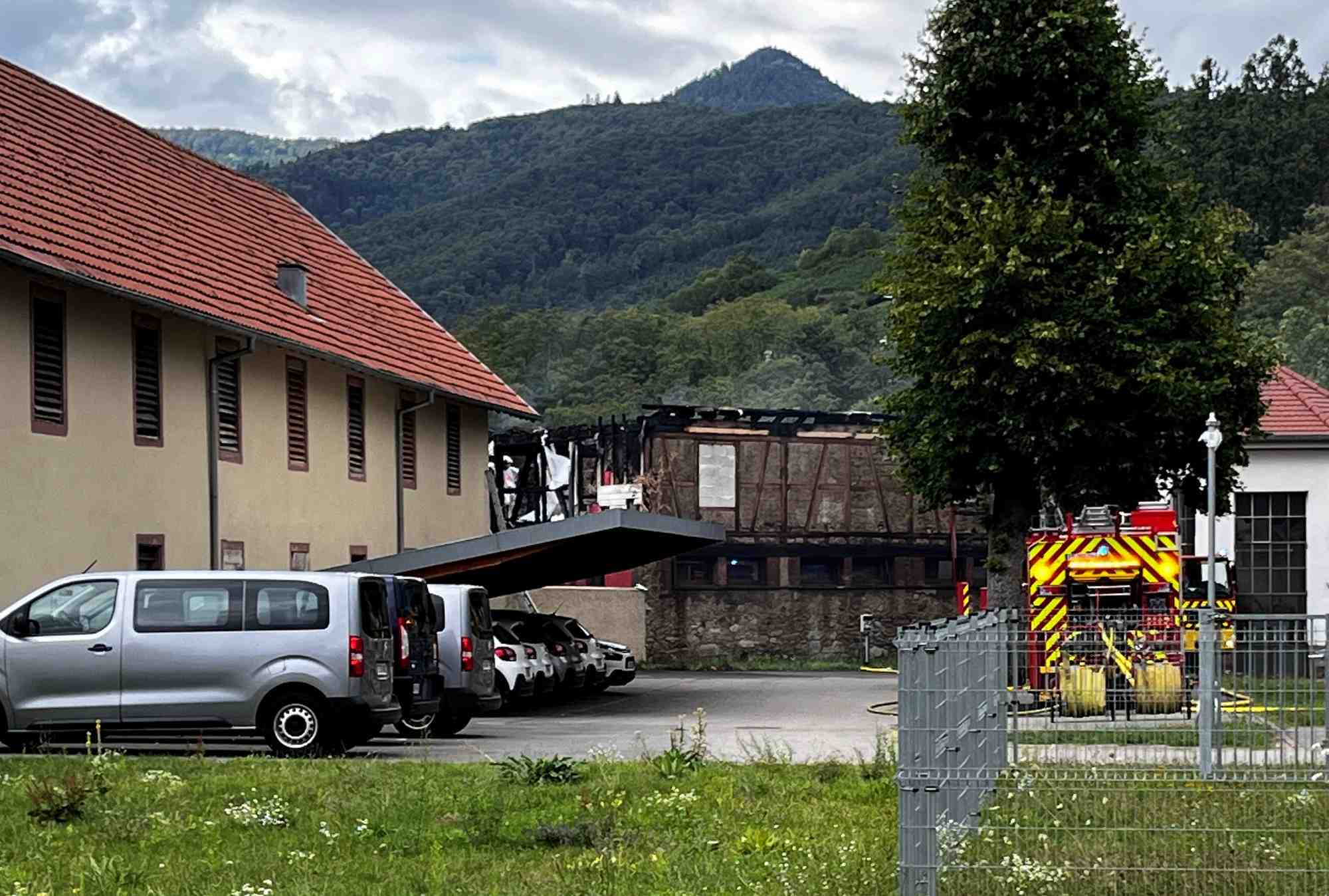 Une maison de vacances pour personnes handicapees ravagee par un incendie a wintzenheim