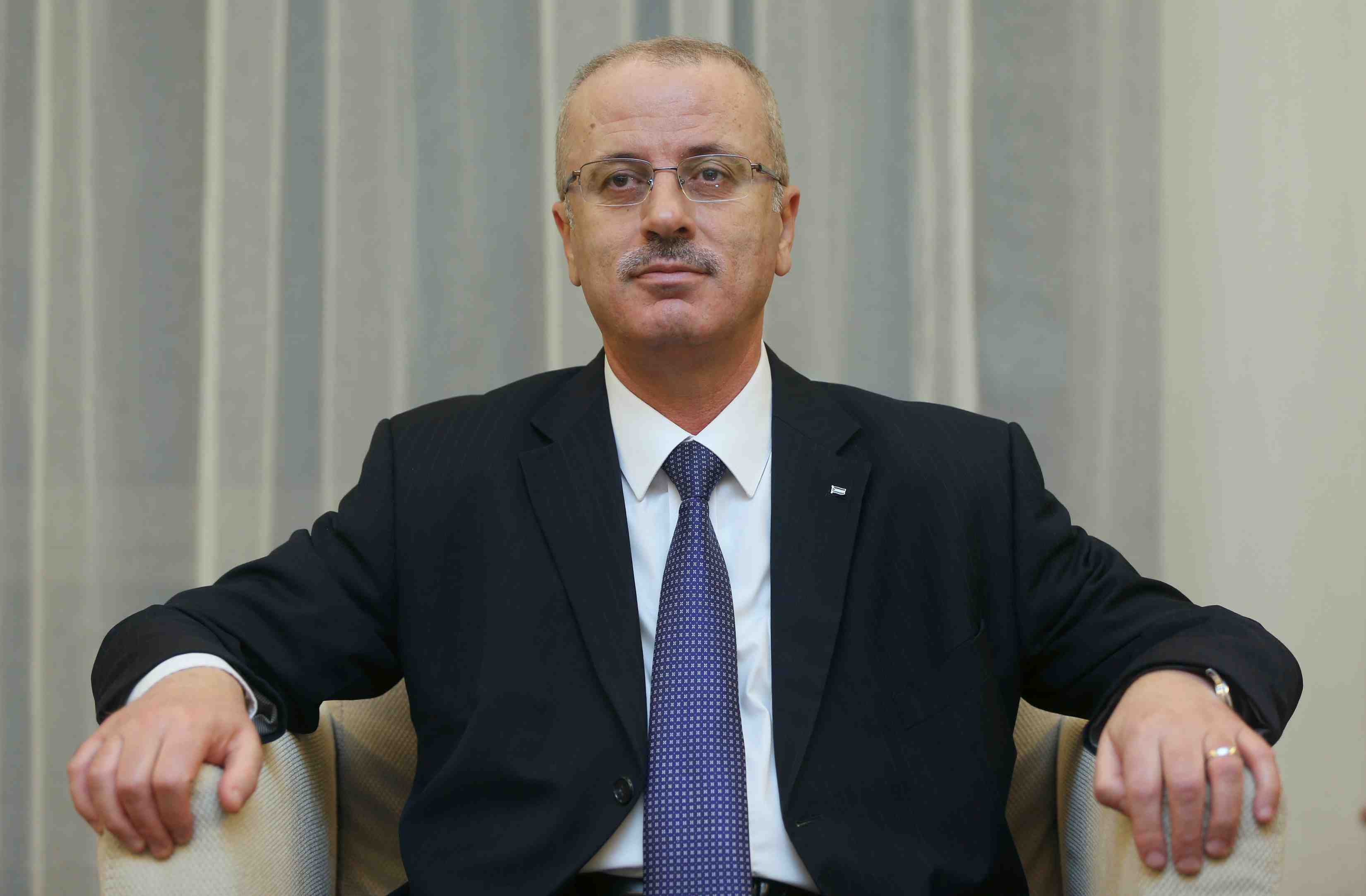 Le gouvernement palestinien demissionne