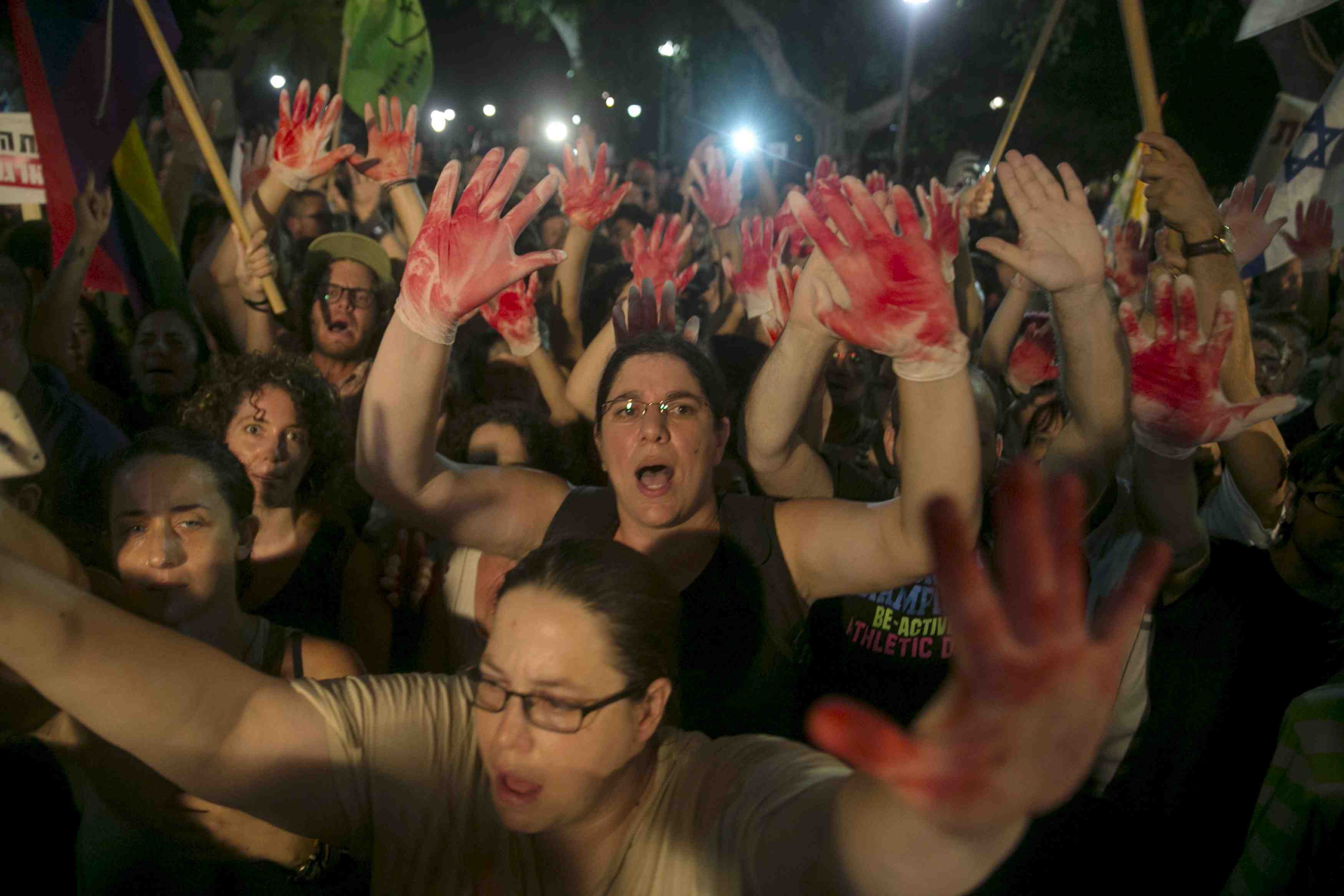 Des milliers de manifestants en israel contre la violence