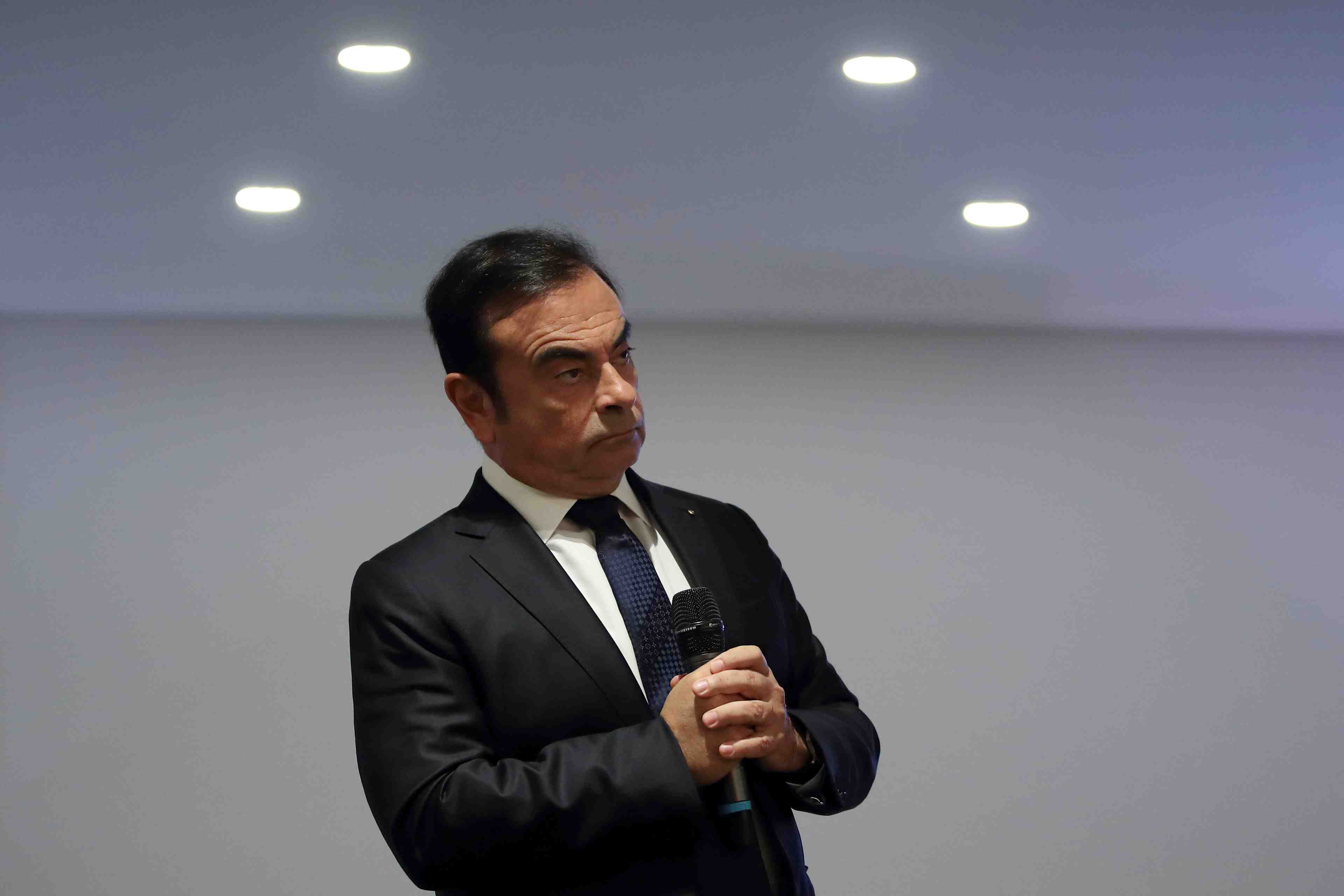 Carlos ghosn de nouveau inculpe par le parquet de tokyo