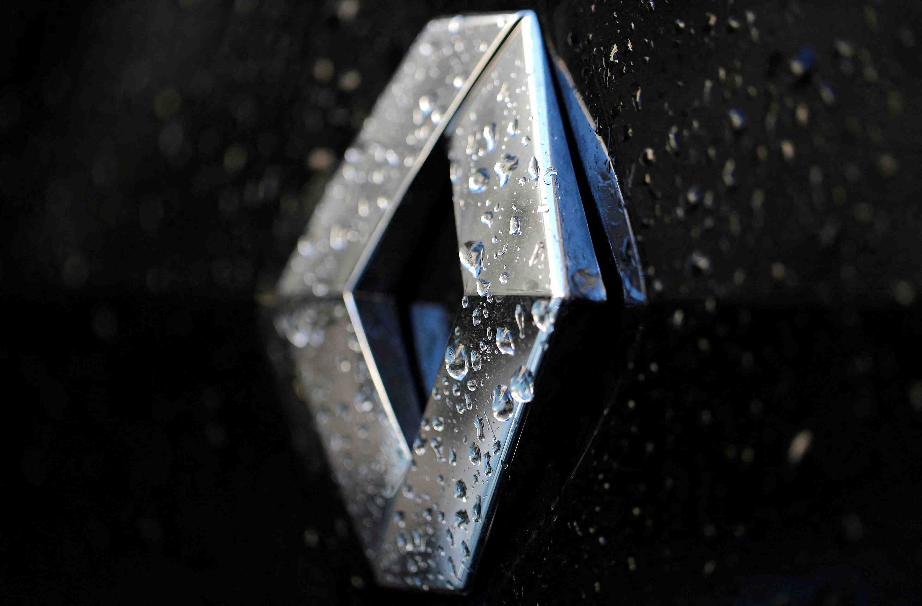 Renault confiant pour 2022 malgre la penurie persistante de puces