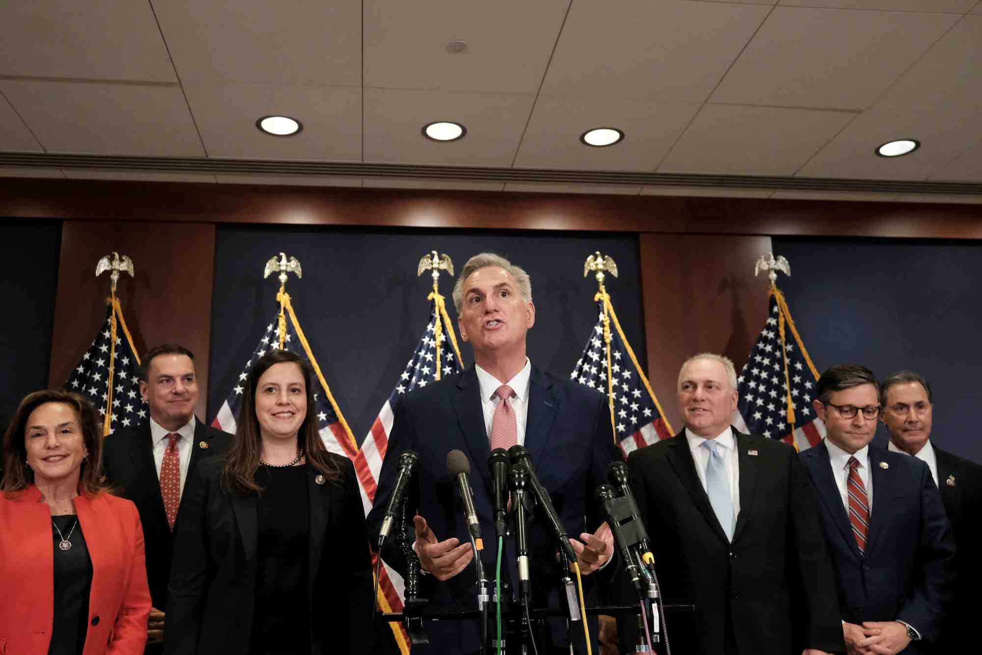 Le chef des republicains a la chambre des representants, kevin mccarthy s'adresse aux journalistes au capitole a washington