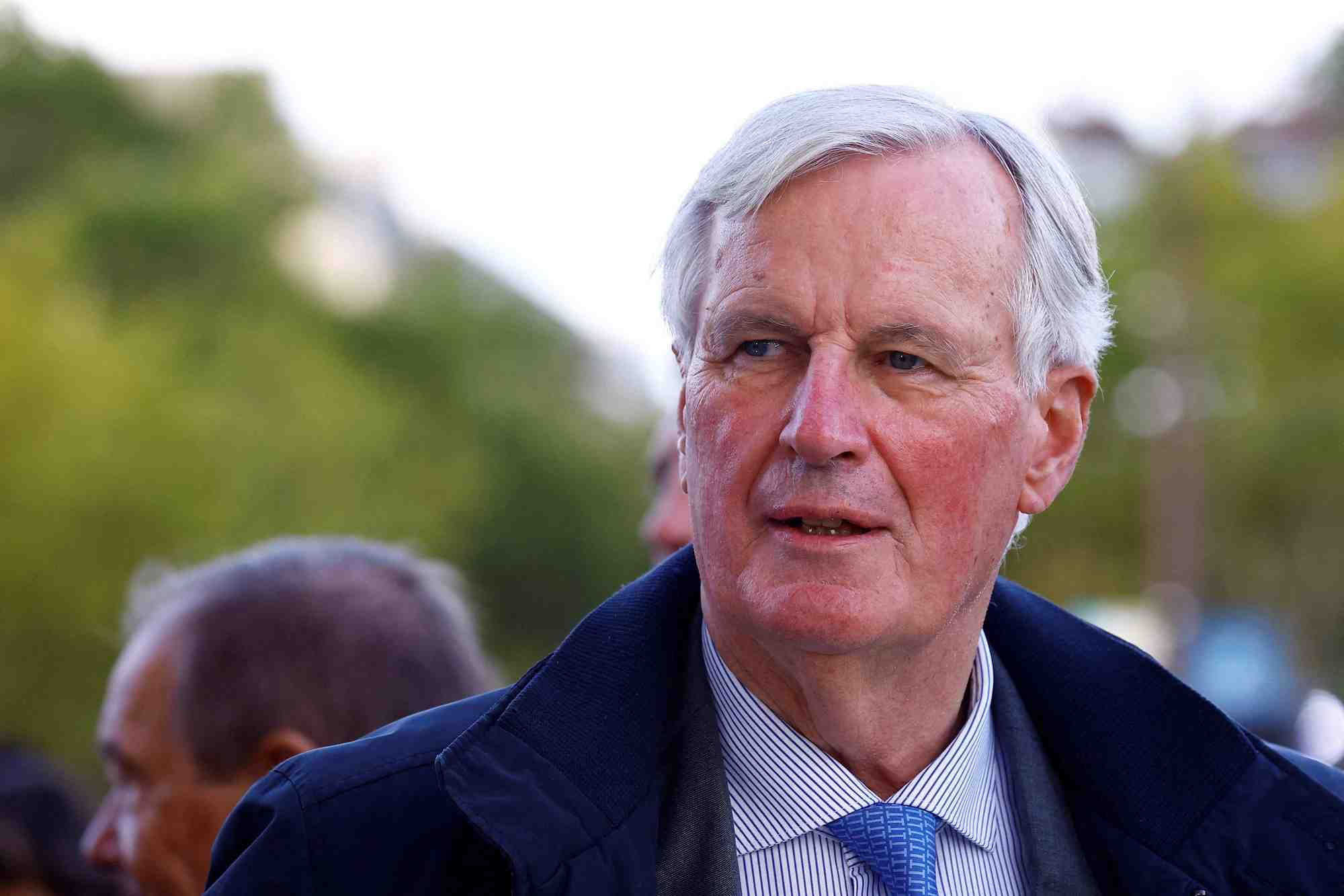 Le premier ministre francais michel barnier a paris