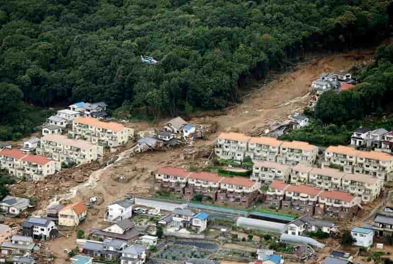 Dix-huit morts dans des glissements de terrain au Japon