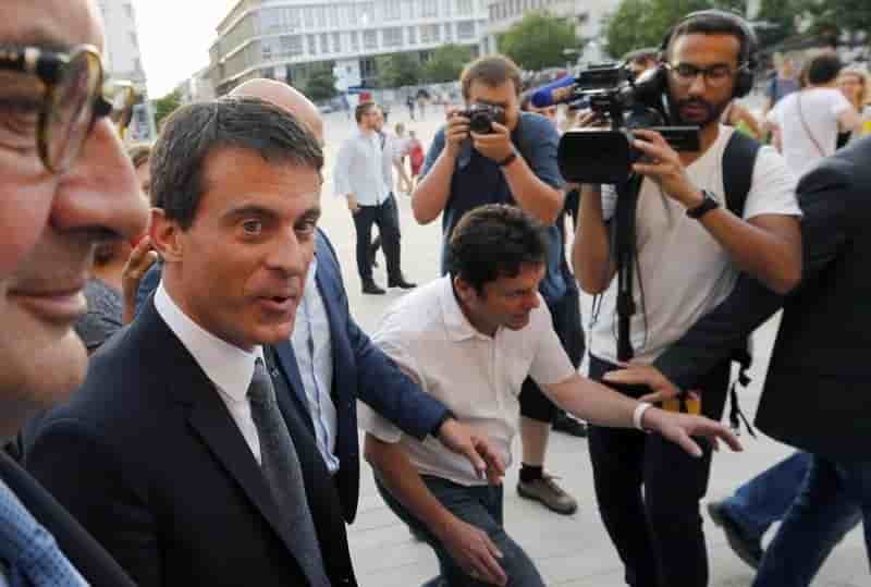 Pas de pause dans les reformes, promet manuel valls