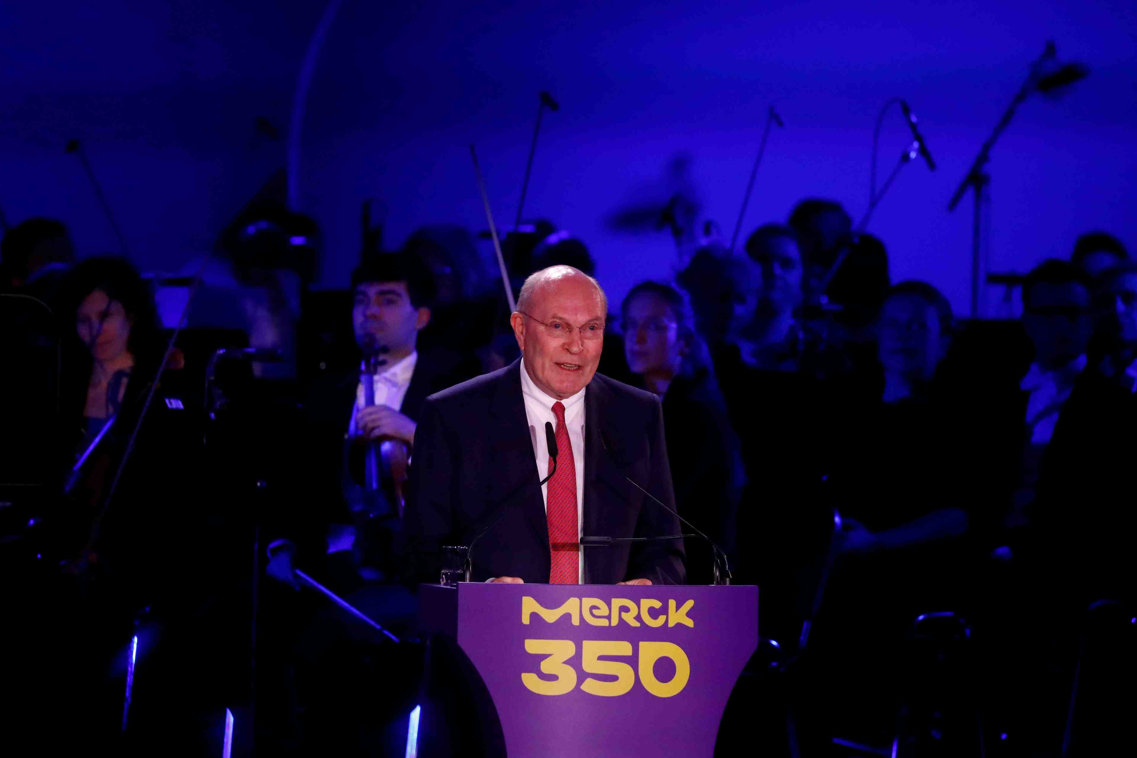 Merck kgaa: la famille reste fidele au pole pharmaceutique