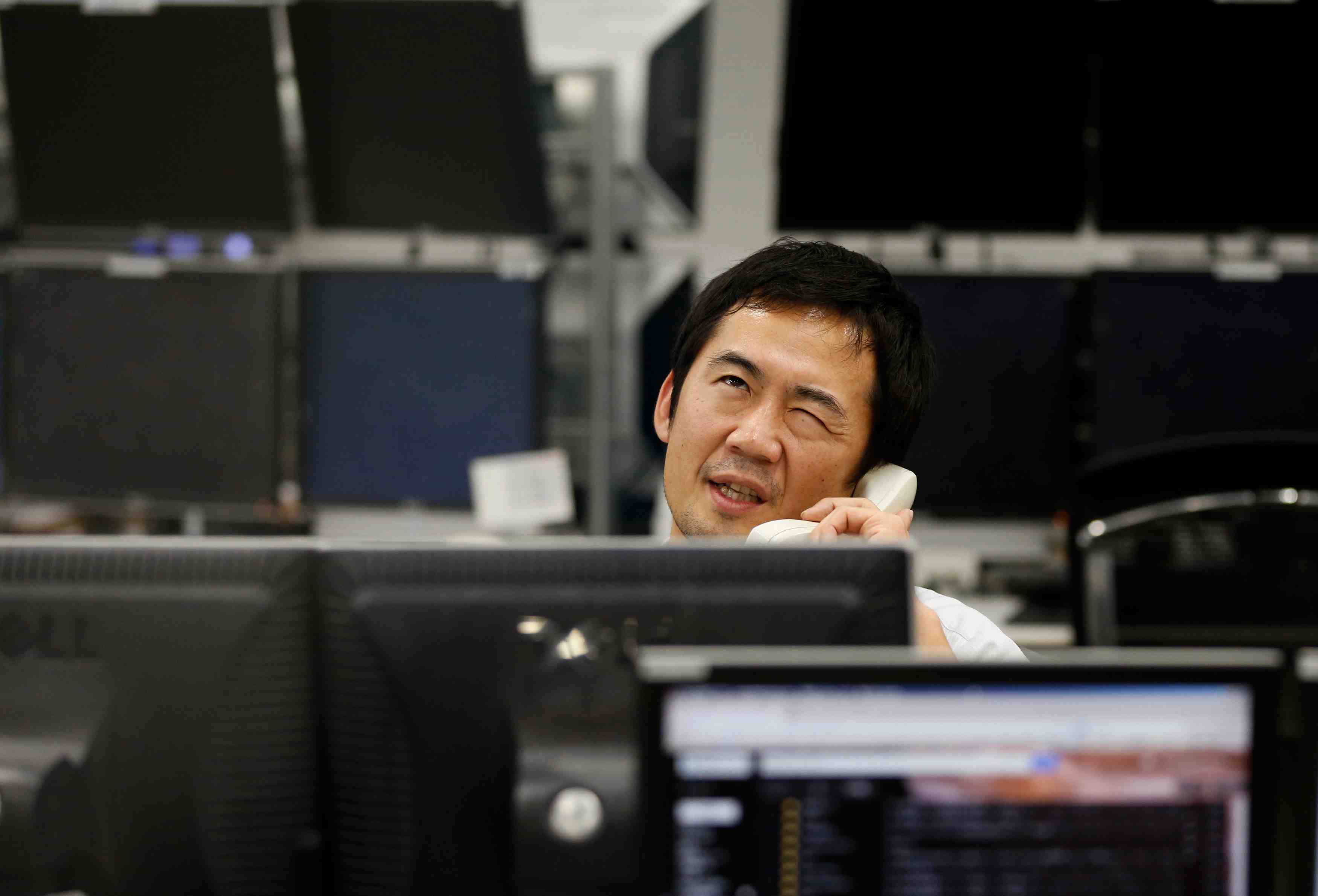 La bourse de tokyo finit en hausse
