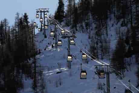 France: les remontees mecaniques des stations de ski ne rouvriront sans doute pas de la saison
