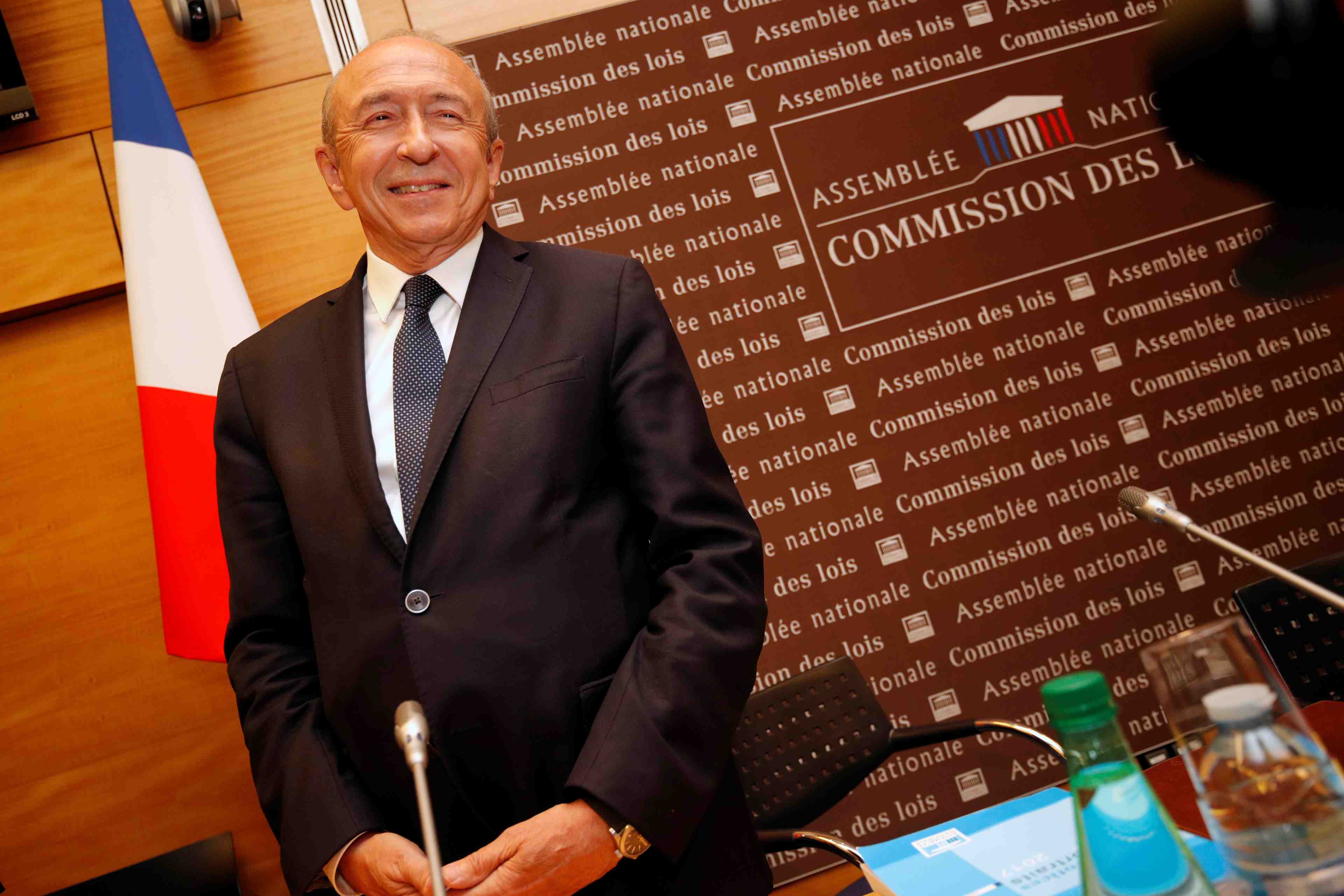 Gerard collomb est disqualifie, estime le ps