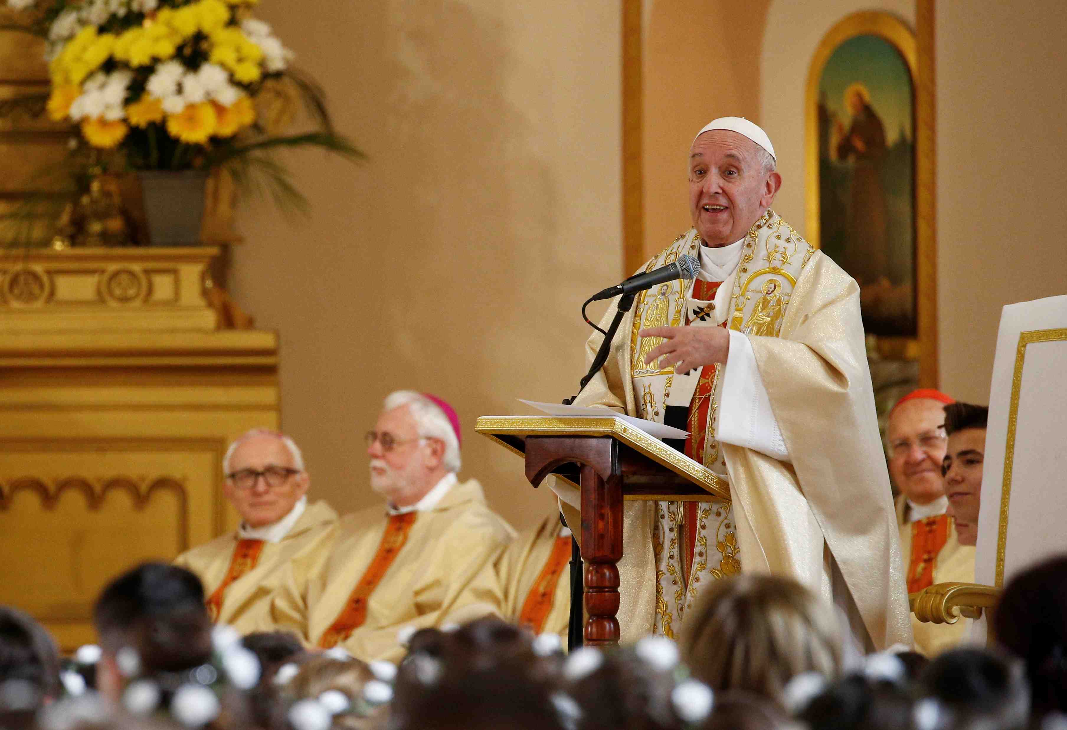 Le pape plaide en faveur des migrants lors de sa visite en bulgarie