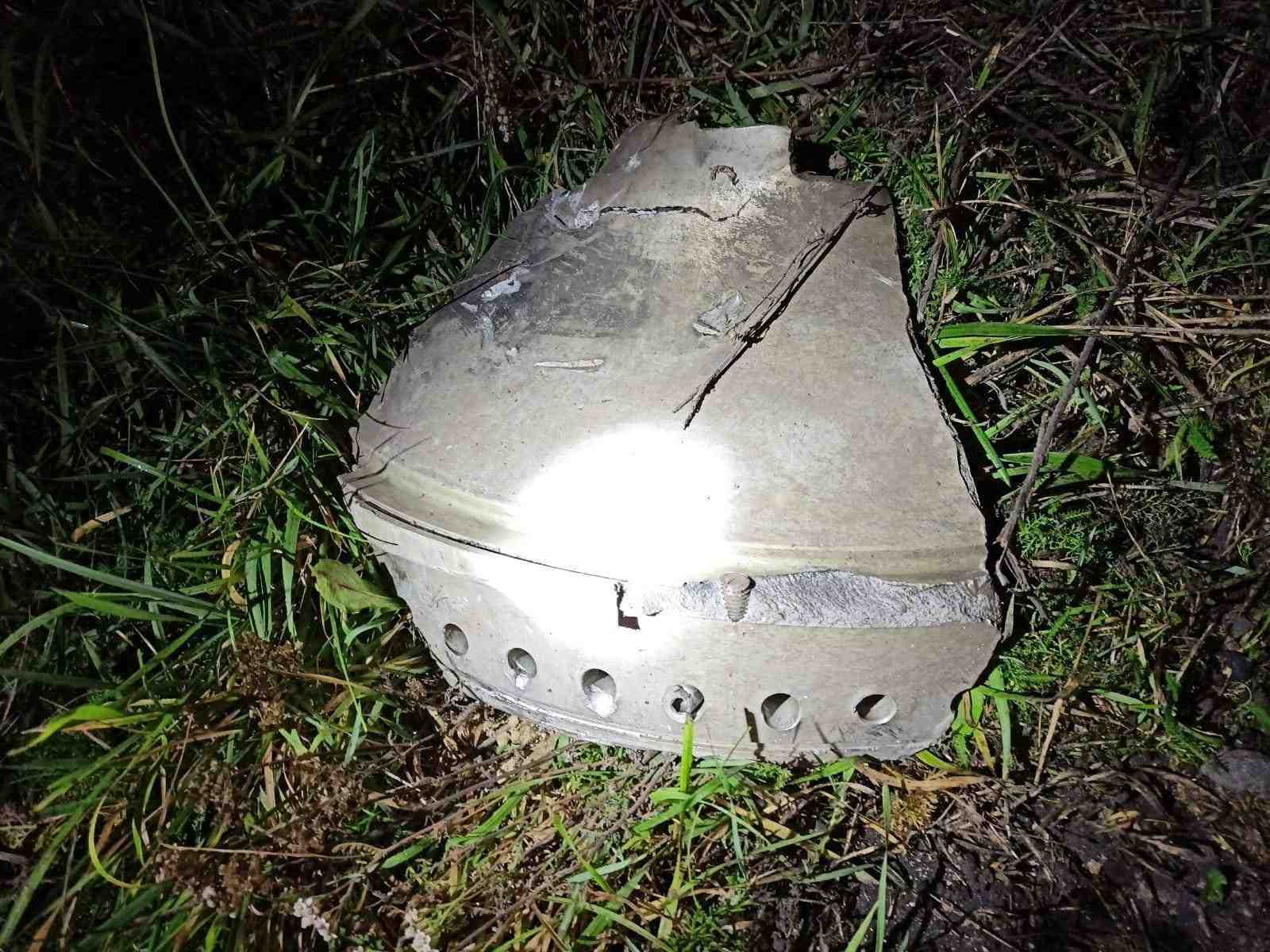 Photo d'archives des debris, que les habitants affirment etre ceux d'un missile, sur le site d'une explosion dans le village de przewodow