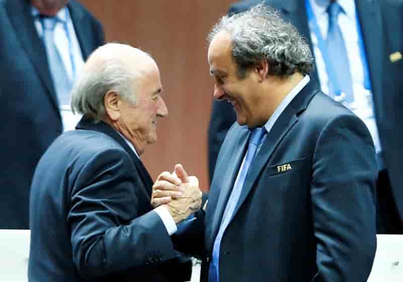 Sepp blatter affirme que les versements effectues a michel platini etaient licites