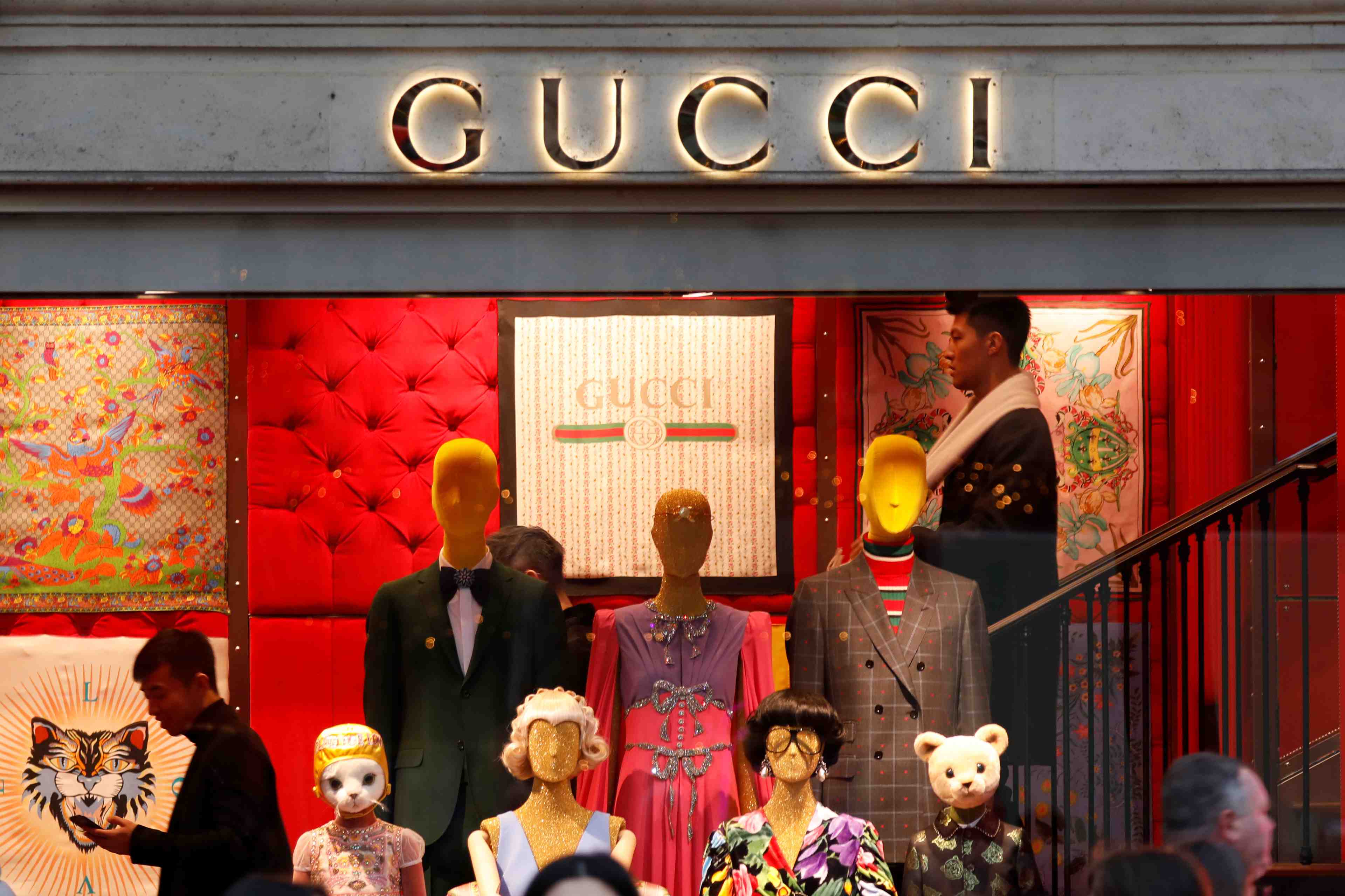 Le pdg de gucci rassure ses vendeurs sur un ralentissement a venir