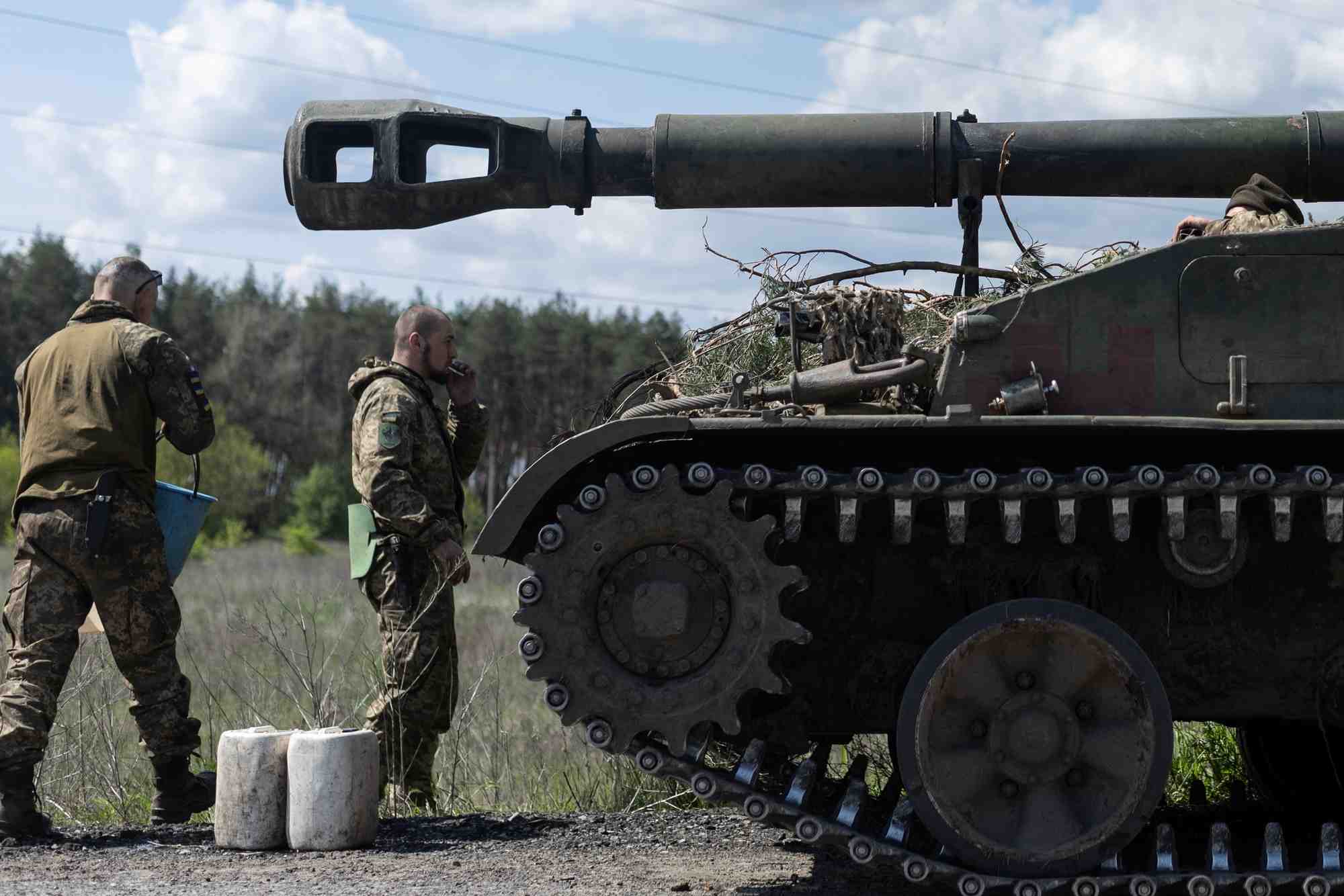 Des soldats ukrainiens, dans la ville de lyman