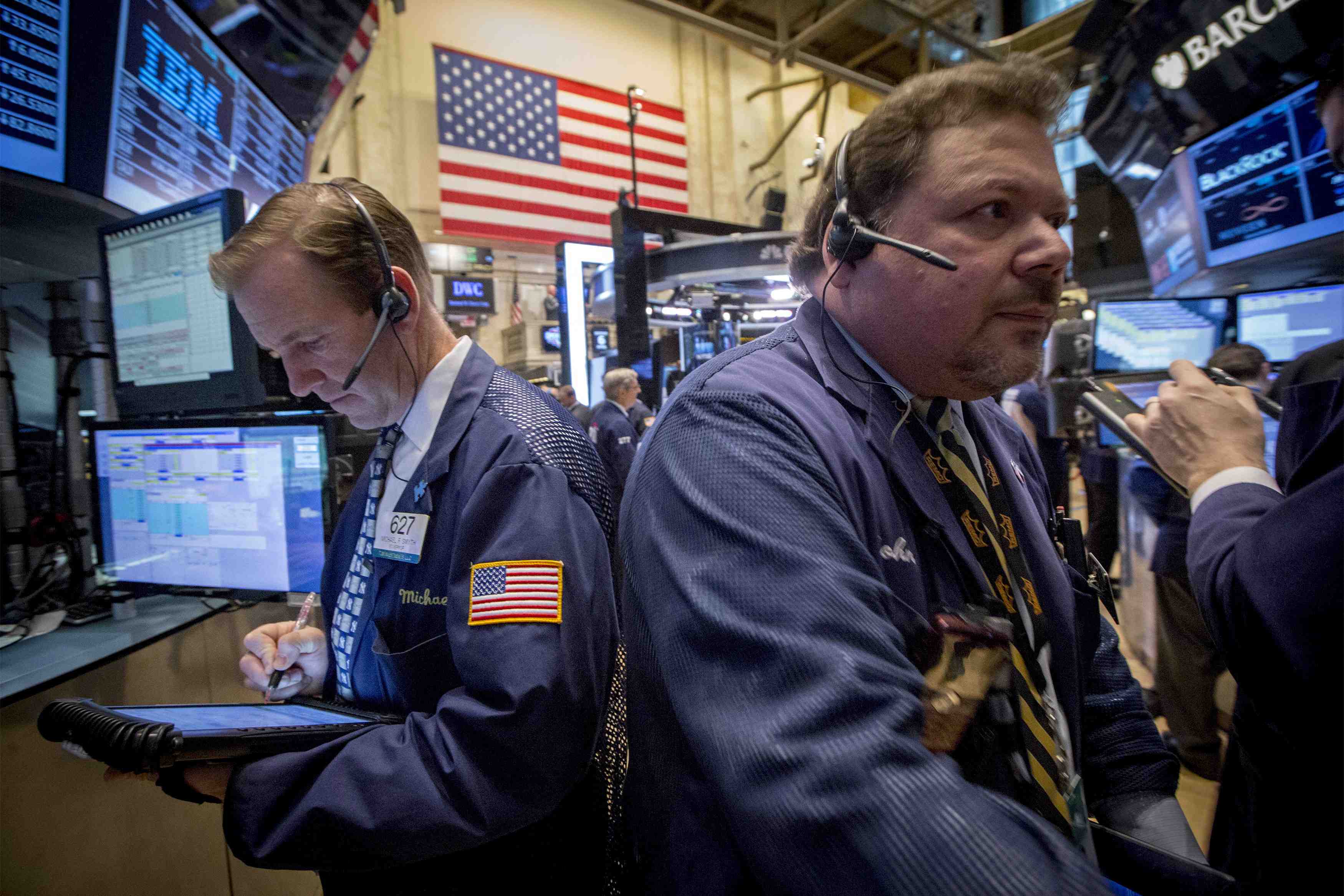 Les marches americains ouvrent en hausse