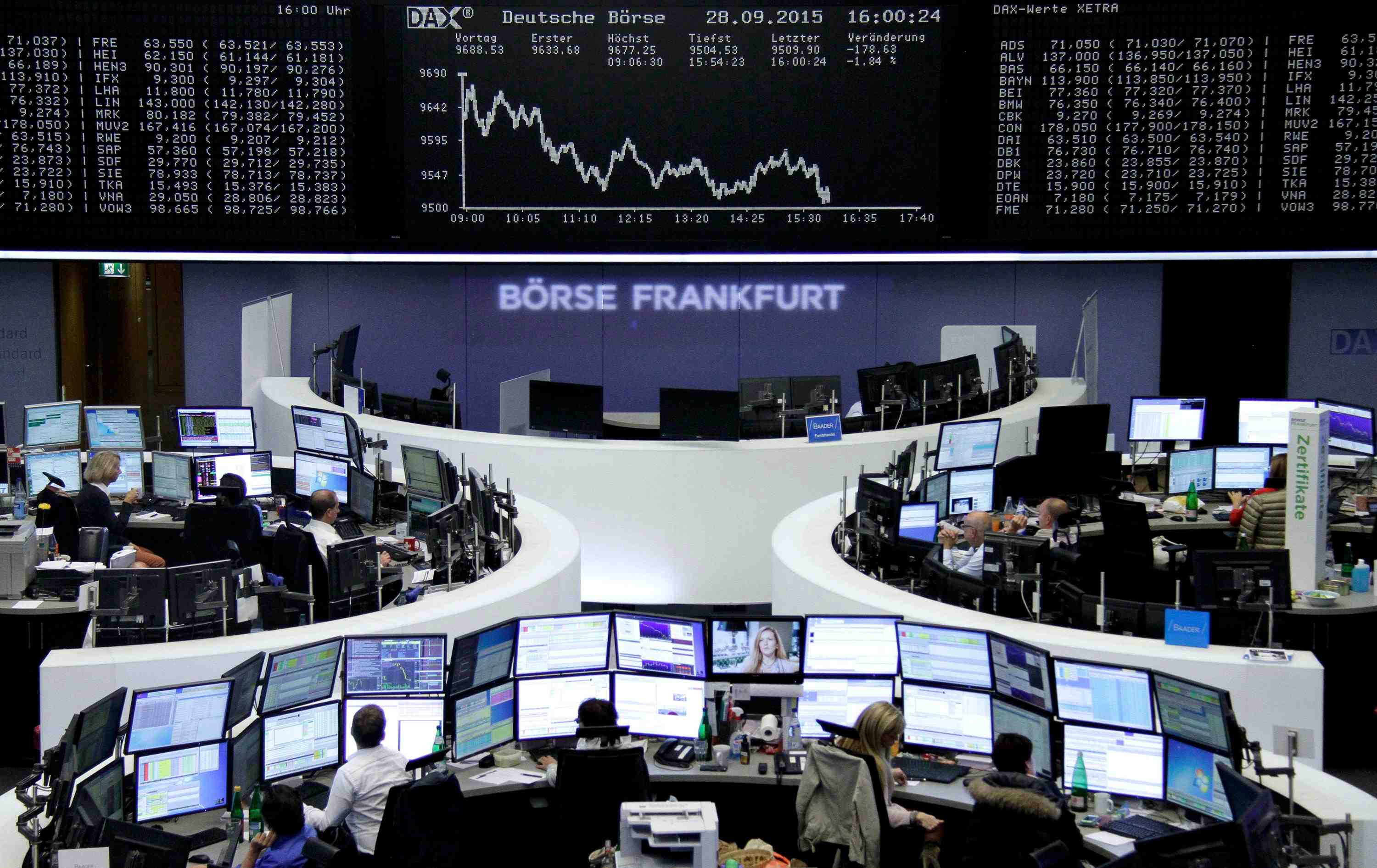 Rechute des bourses europeennes, l'auto et la chine pesent