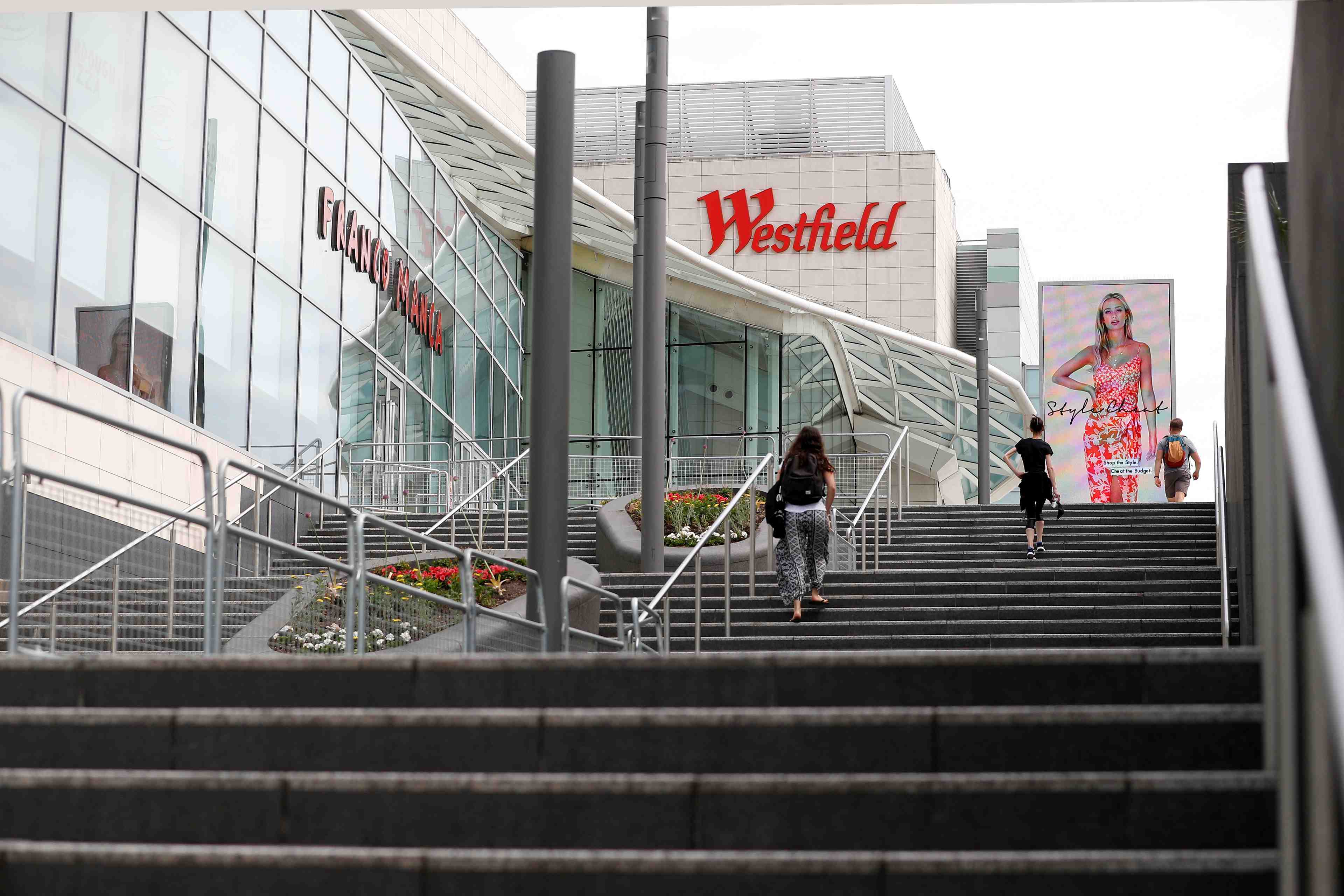 Deception sur les previsions d'unibail, le titre chute