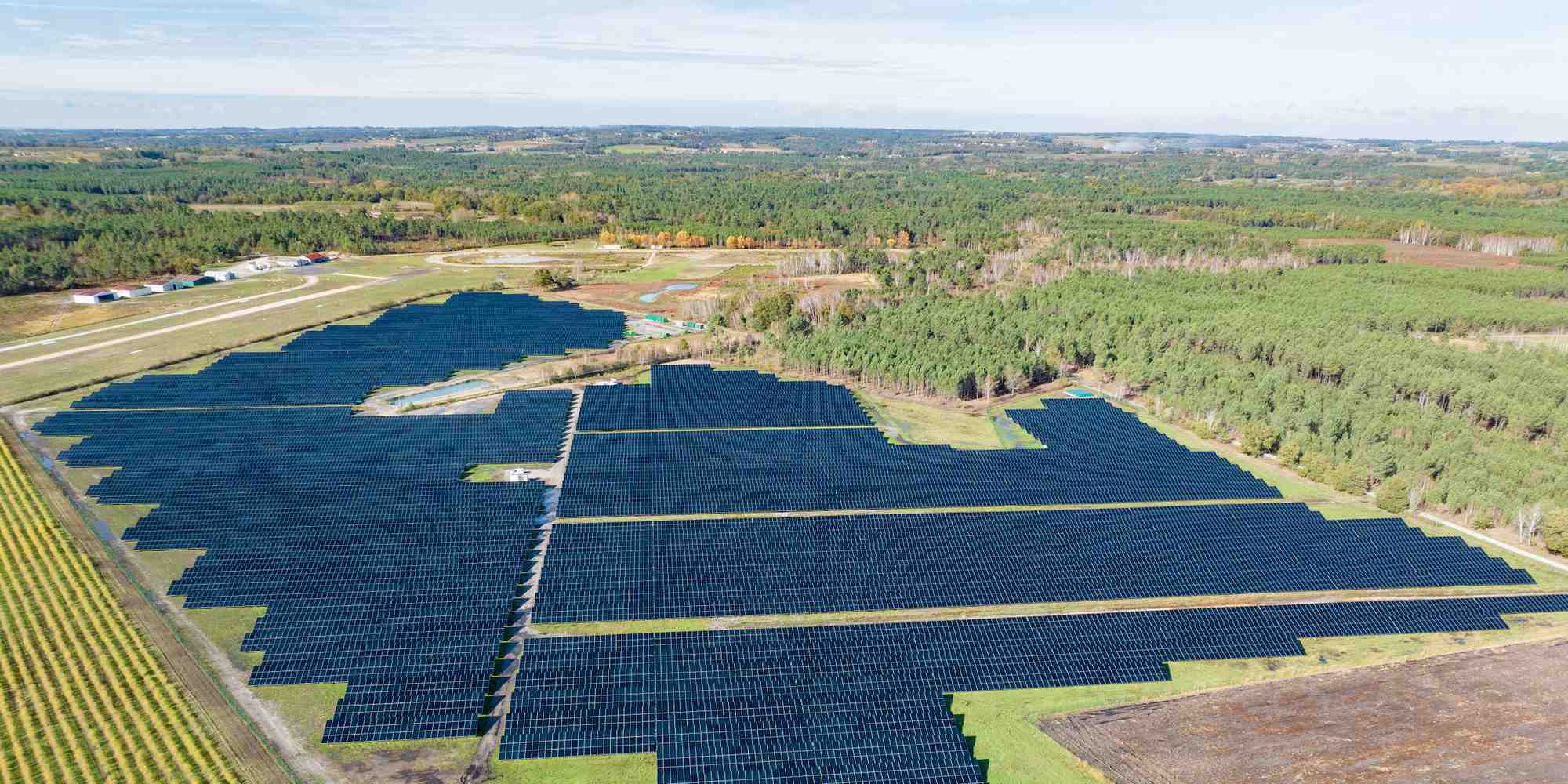 La société Q Energy a raccordé un parc au nord de la Gironde début 2024, dans la première région solaire de France.