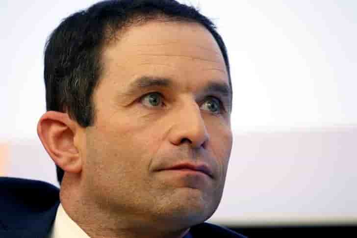 Critique au ps, hamon se pose en "combattant" decide a rassembler