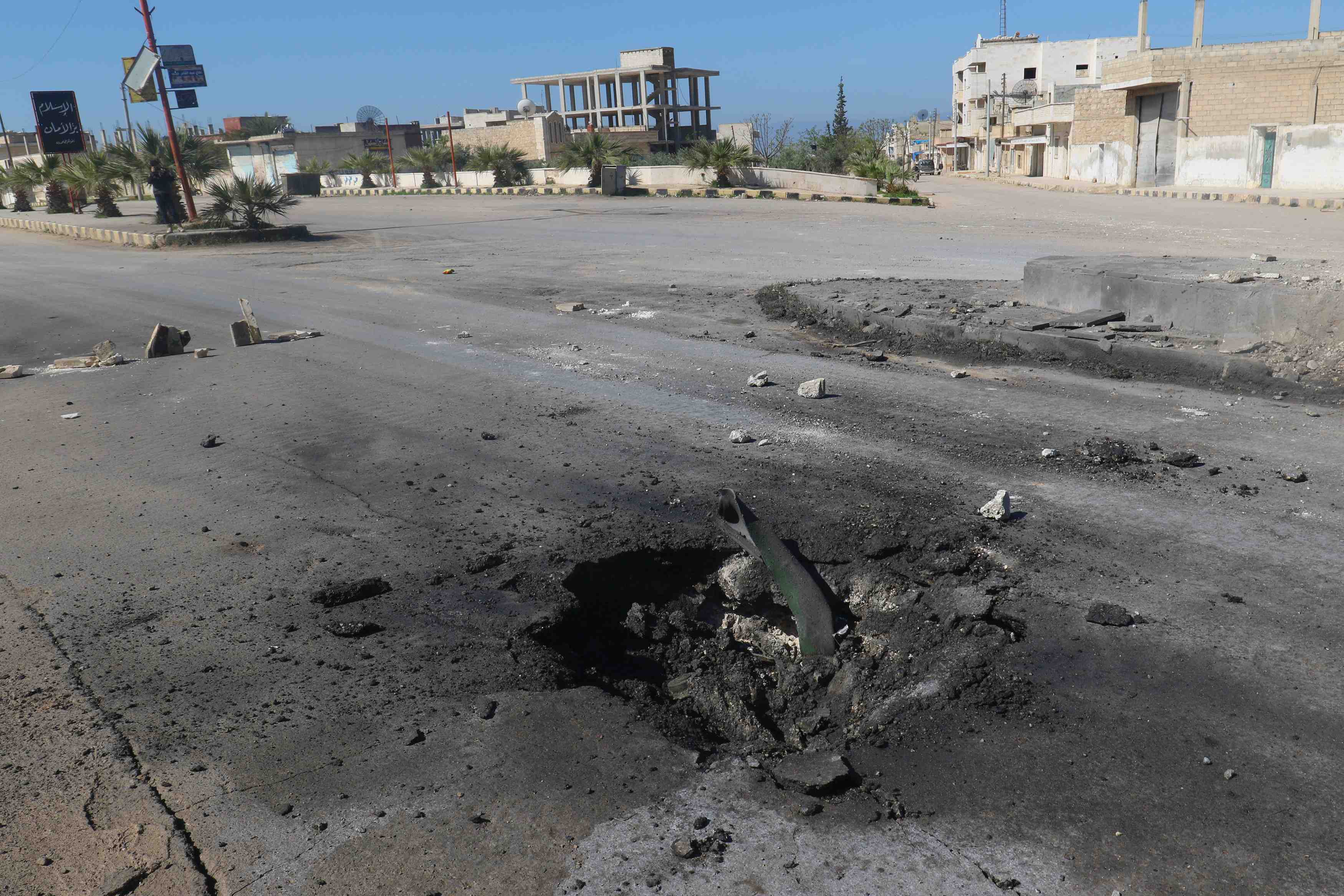 Plus de 60 blesses apres le raid aerien dans la region d'idlib