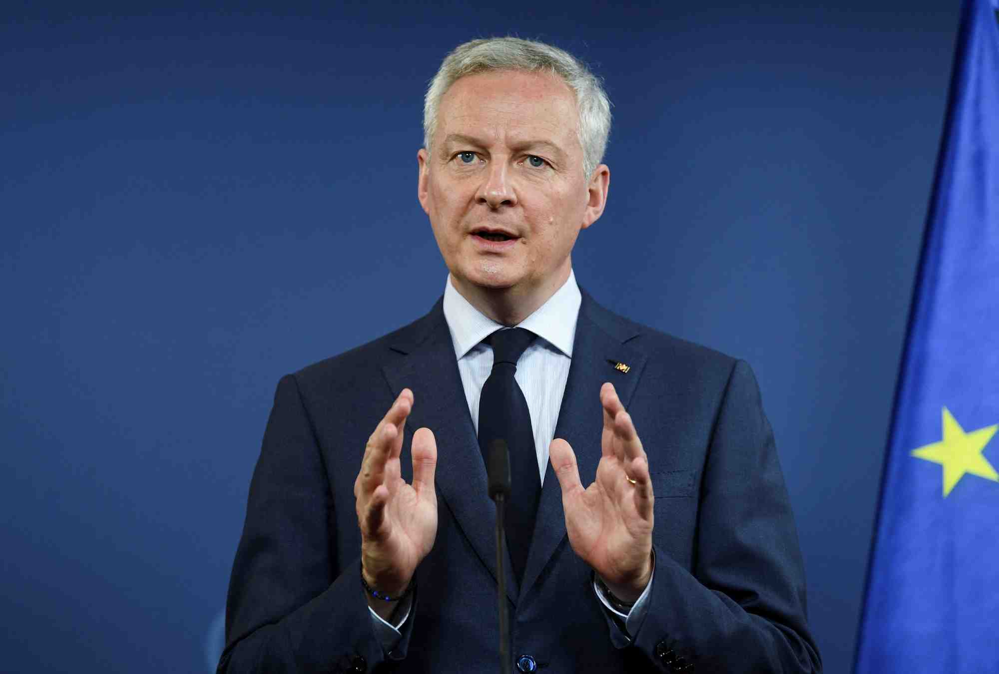 Bruno le maire defend une trajectoire de croissance et de baisse des deficits "credible"