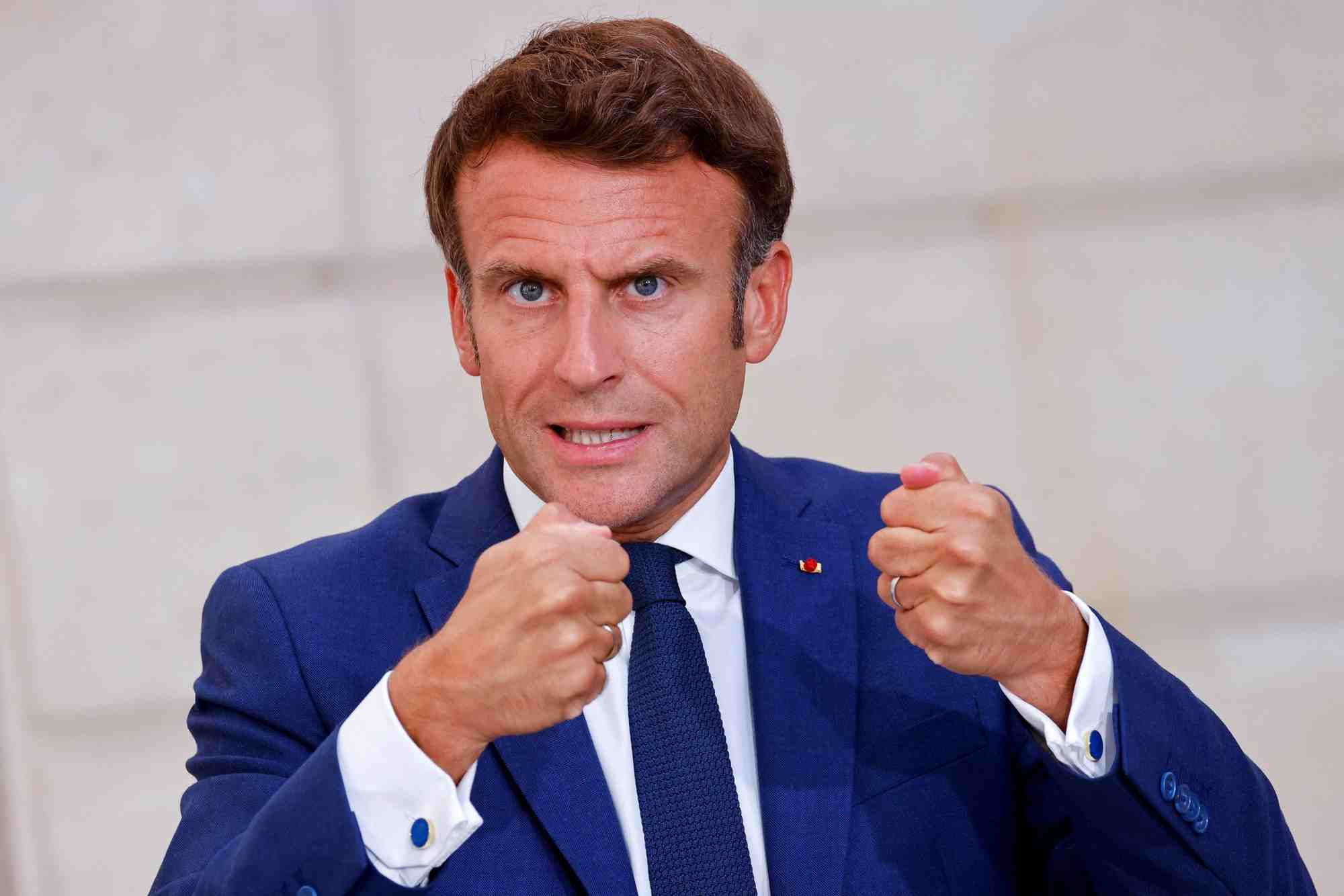 France: macron fermement oppose au projet de gazoduc midcat