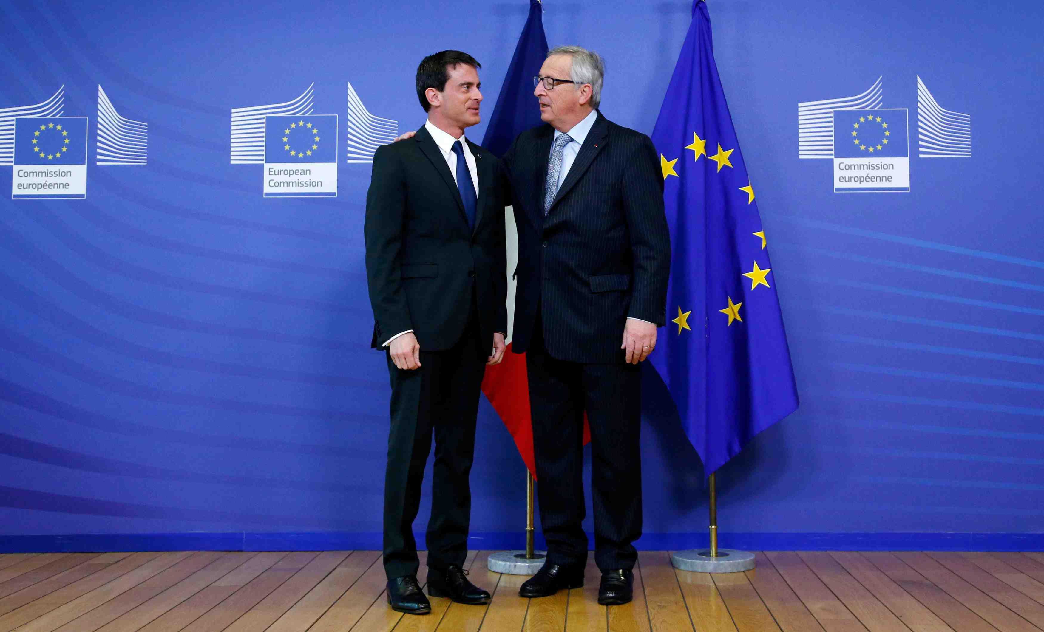 Manuel valls promet que la france respectera ses objectifs de reduction de son deficit public
