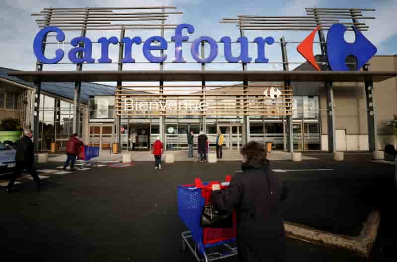 Carrefour va lancer la vente de ses activites a taiwan pour 1,6 milliard d'euros, selon des sources