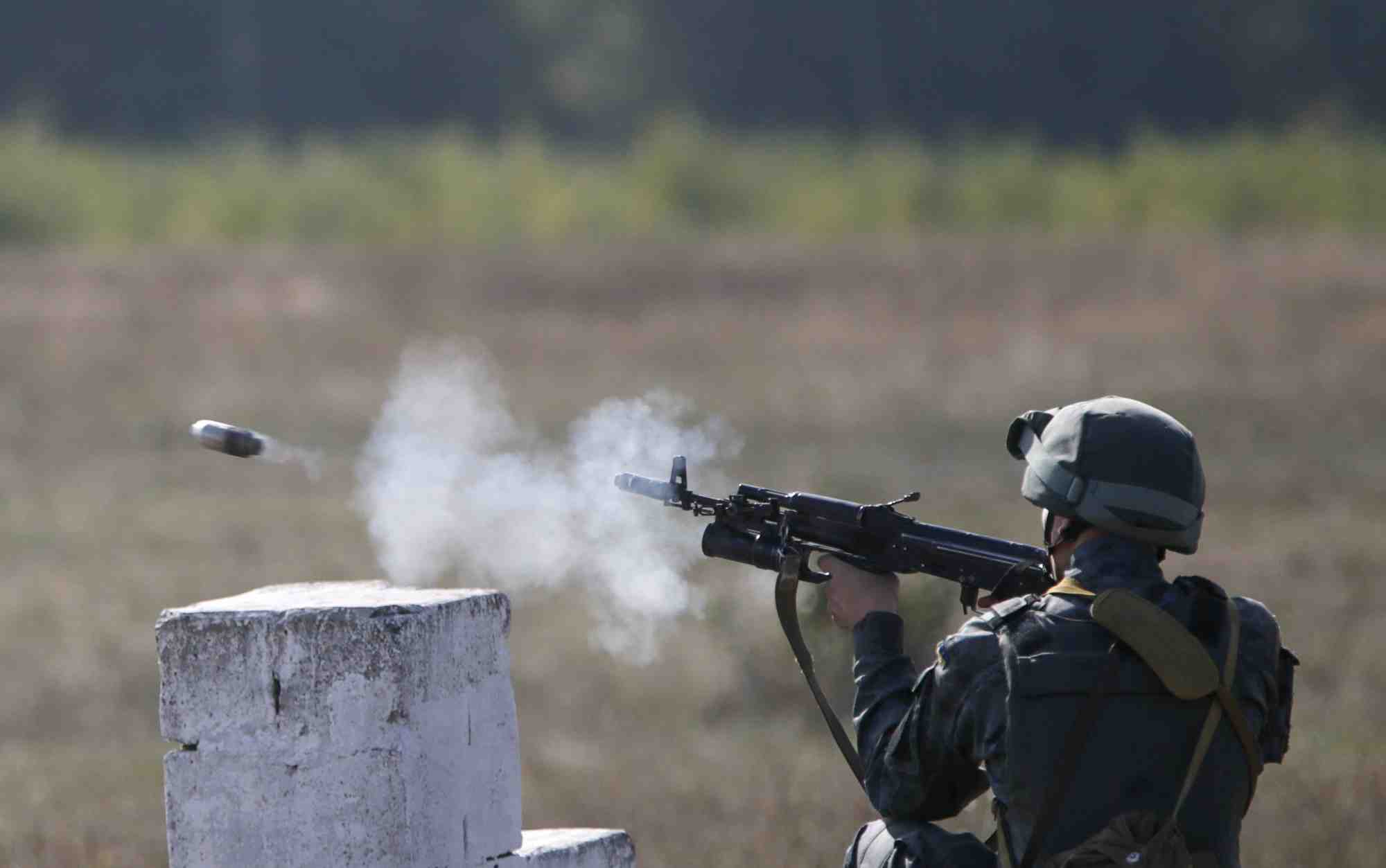 Un exercice militaire pres du village de stare dans la region de kyiv