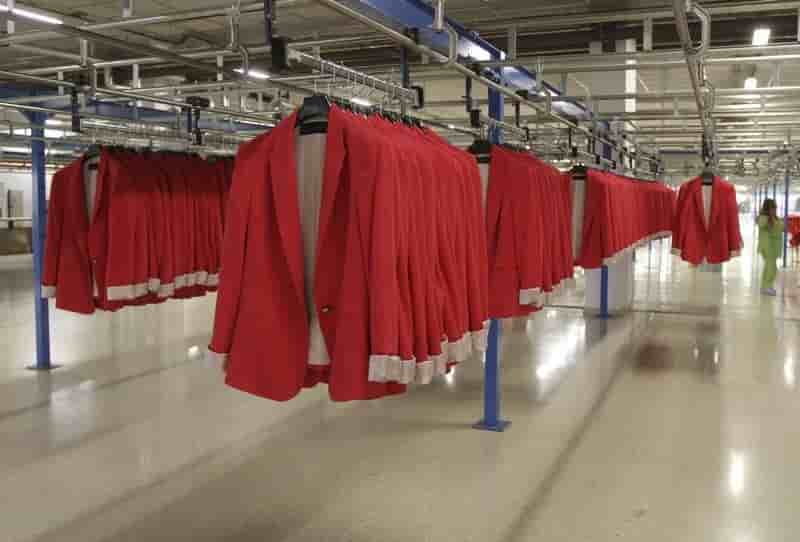 Bénéfice trimestriel d'Inditex en baisse mais meilleur que prévu