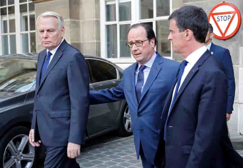 Francois hollande denonce les "tentations de diviser" le pays