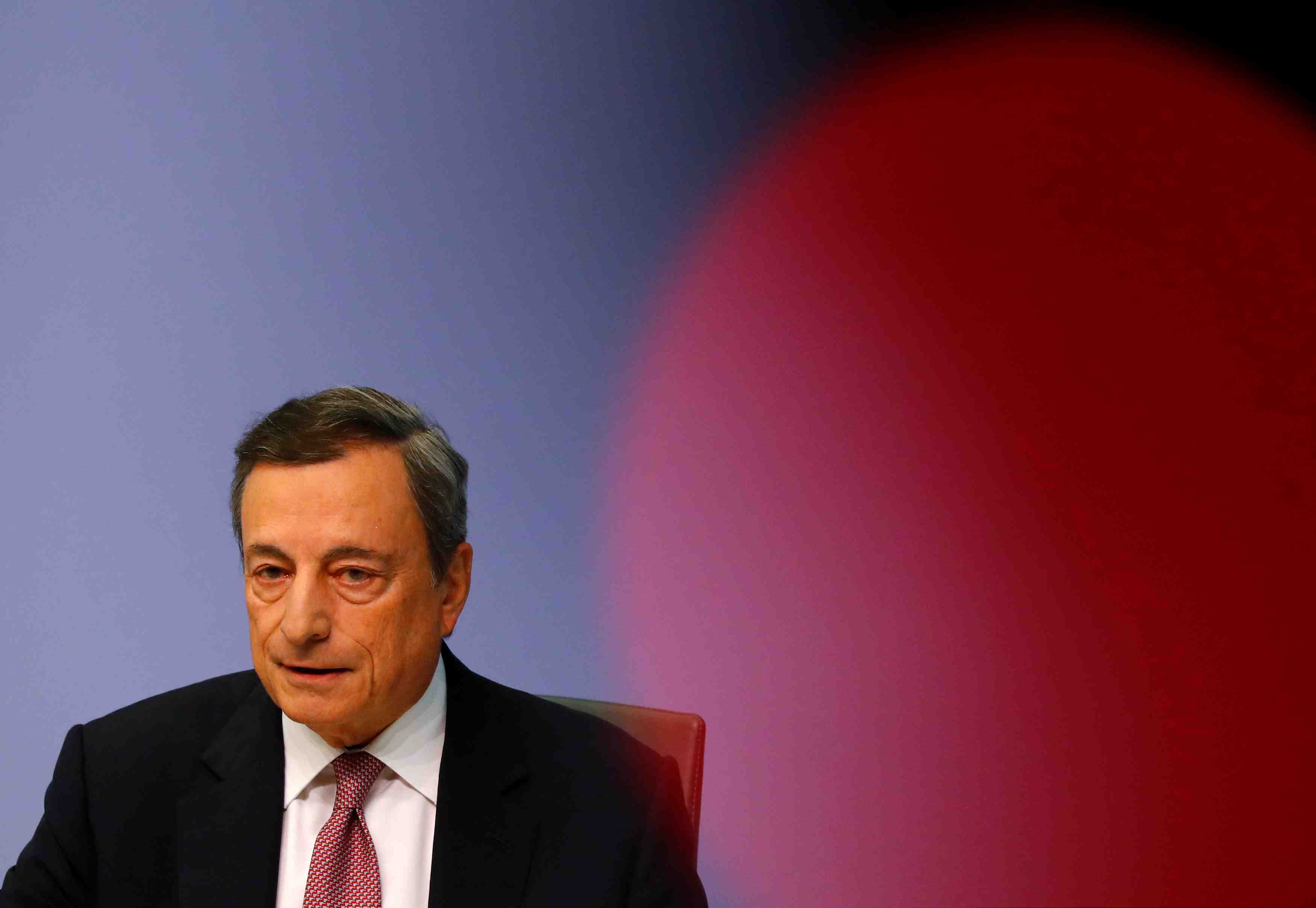 La bce reduit un peu ses previsions de croissance
