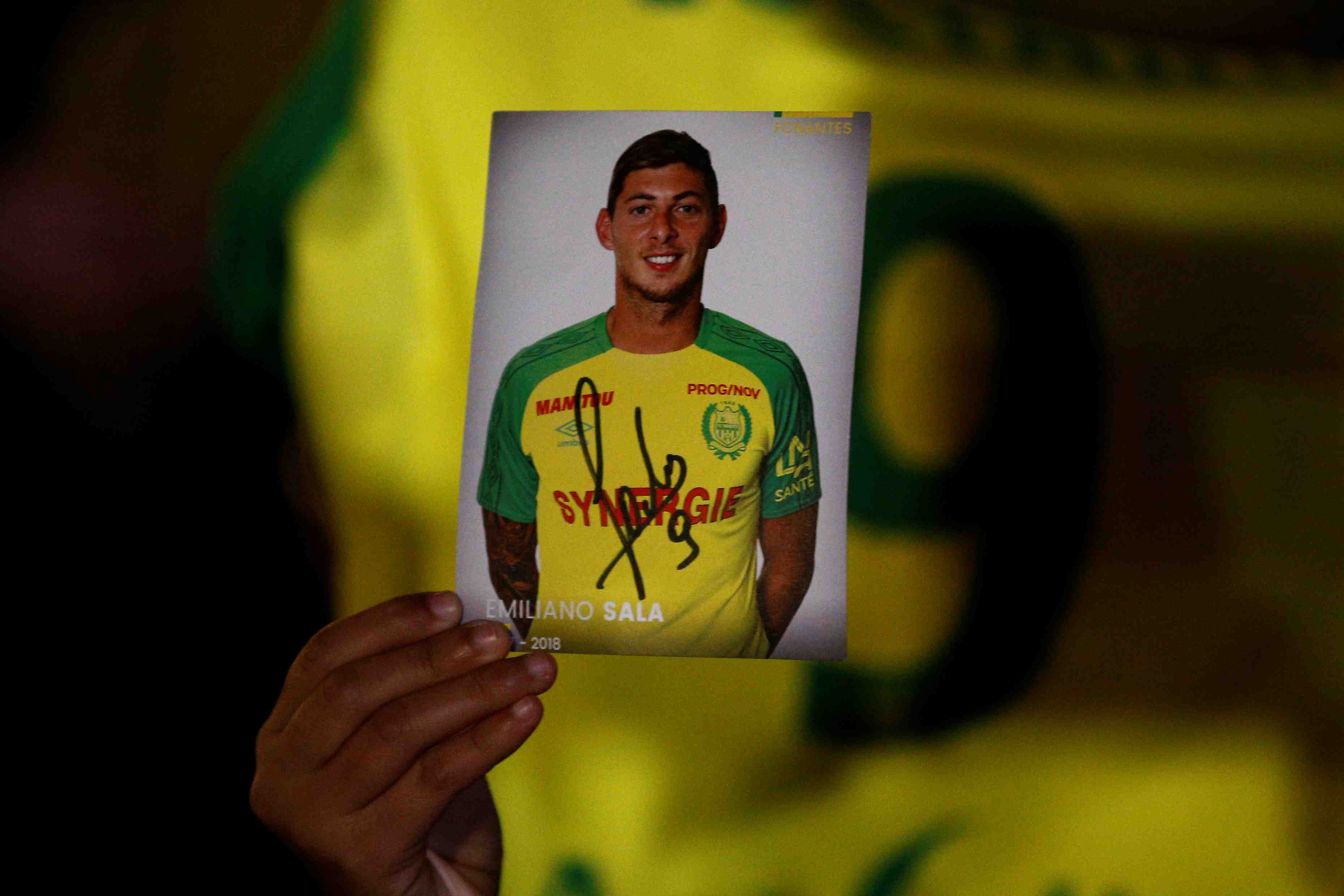 Les recherches ont repris pour tenter de localiser l'avion d'emiliano sala