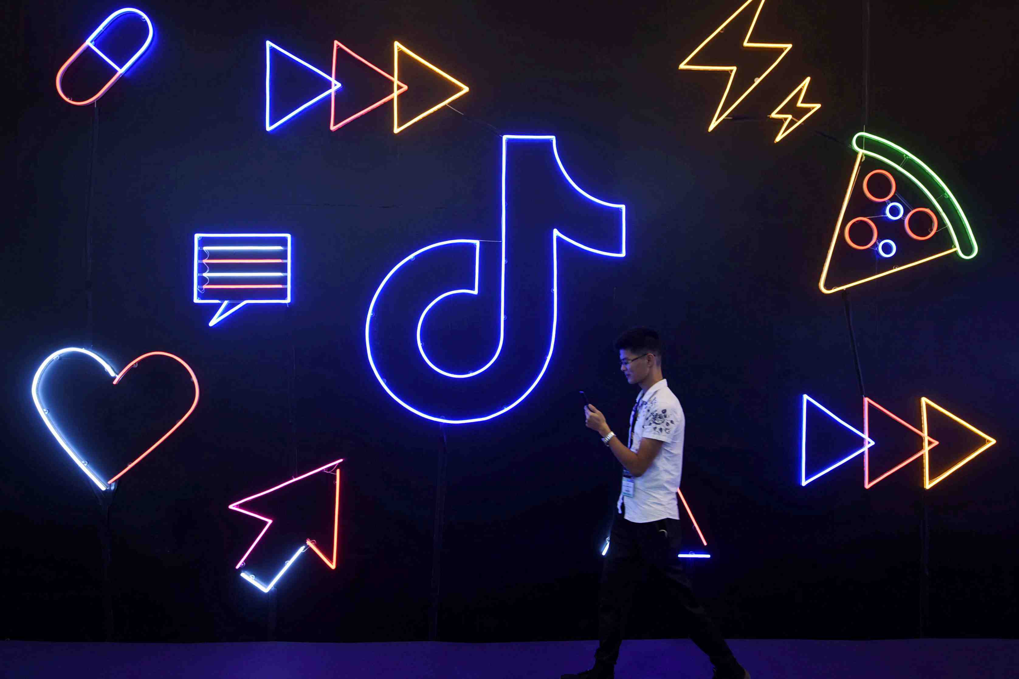 Bytedance prevoit d'introduire tiktok en bourse pour convaincre washington, selon des sources