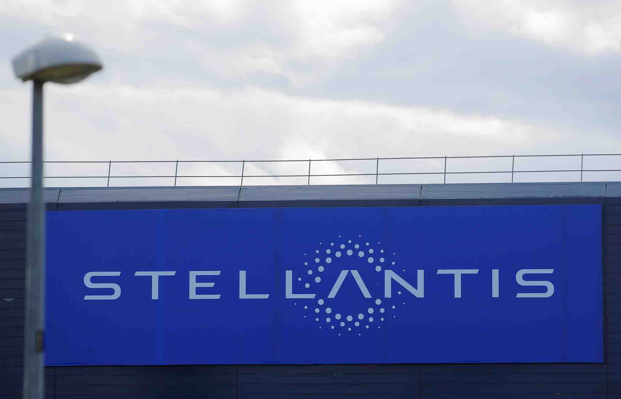 Le logo de stellantis
