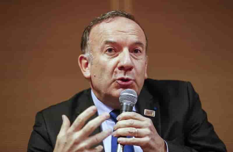 Le medef adopte un ton plus conciliant