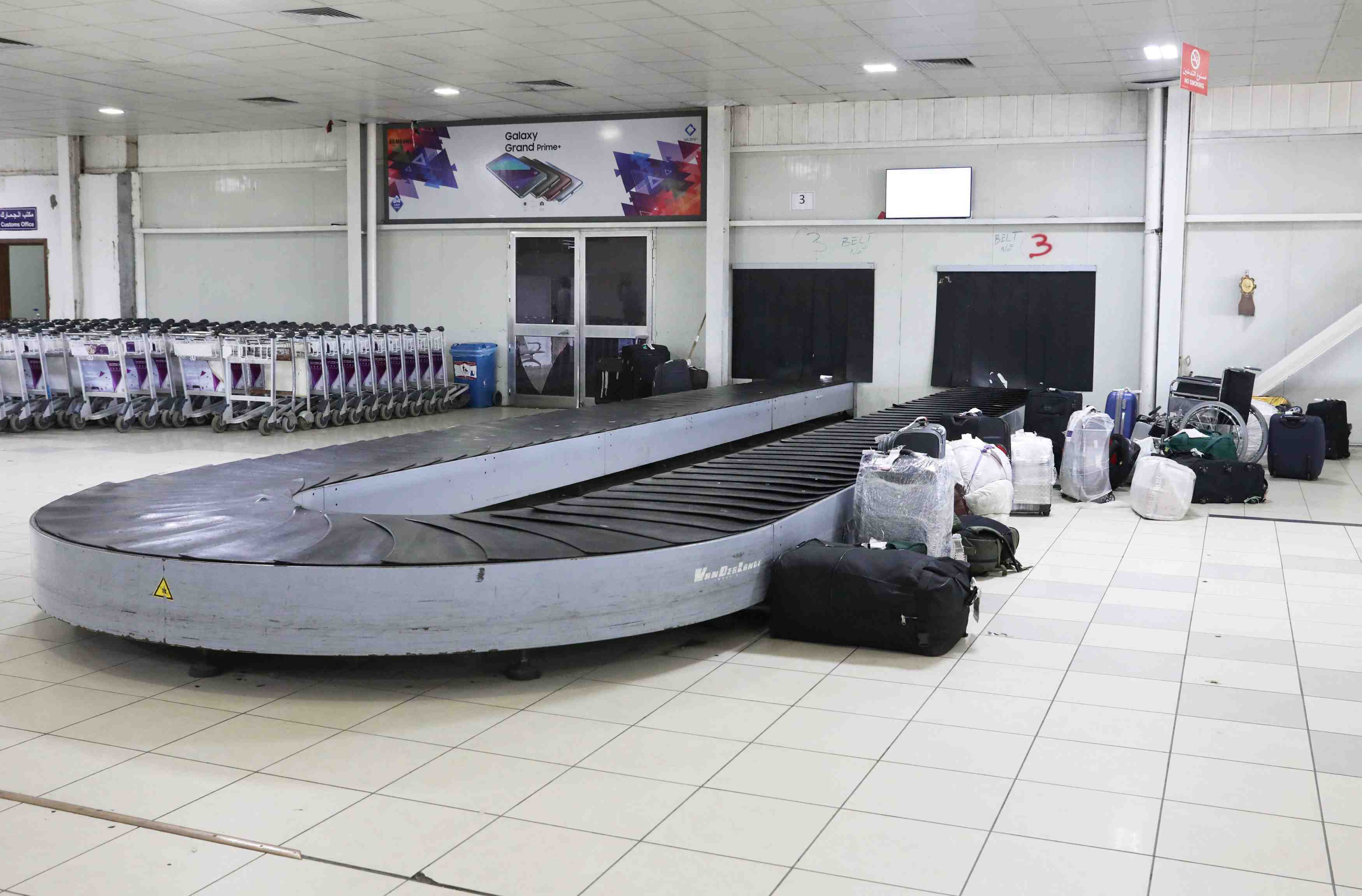 Libye: l'aeroport de tripoli devrait rouvrir dans les deux jours