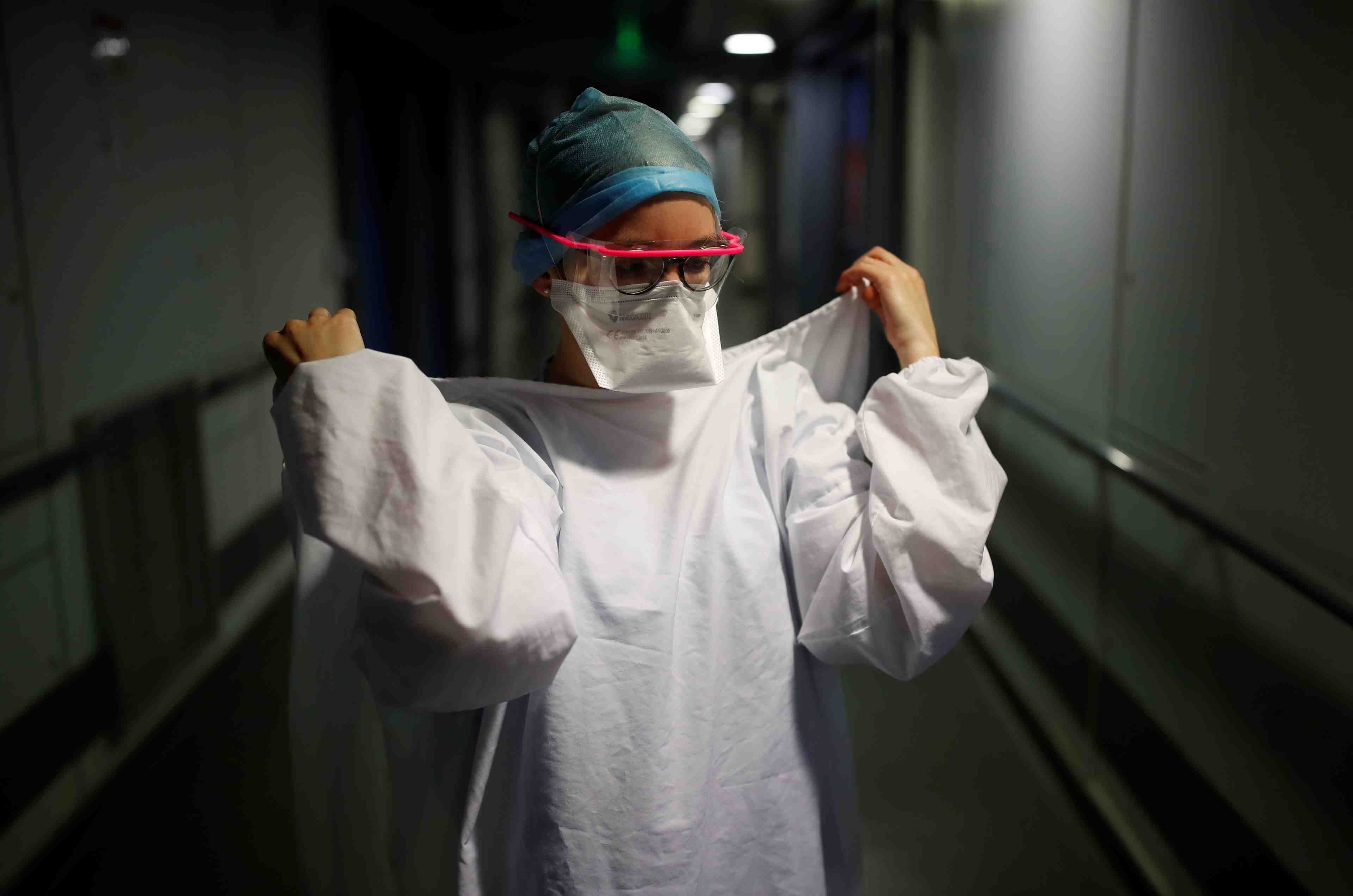 Coronavirus: la france recense 32.095 nouvelles contaminations en 24 heures