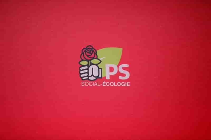 Le ps dans le brouillard avant les legislatives
