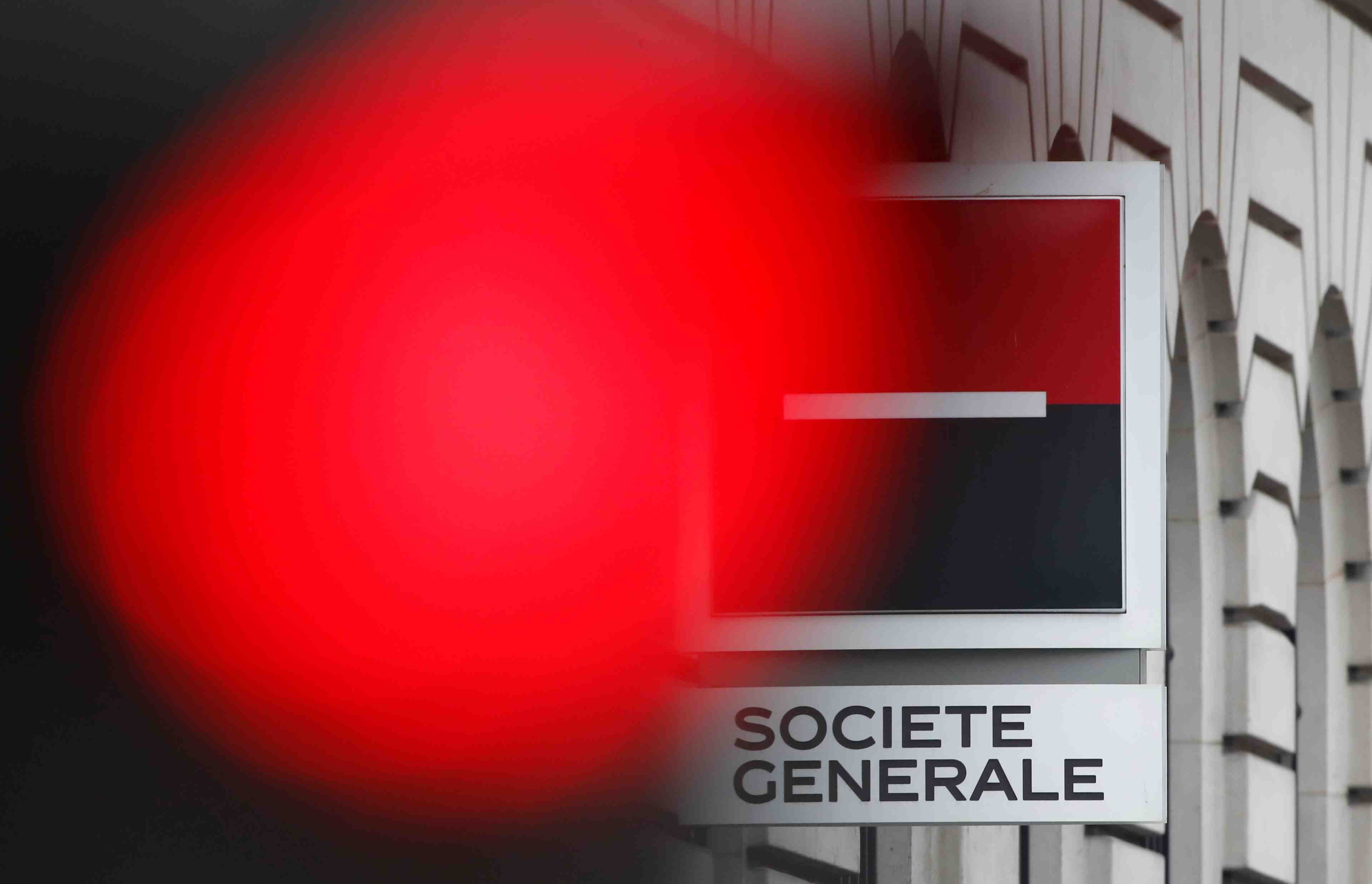 Socgen va supprimer 530 emplois en france d'ici 2023, dit la cgt
