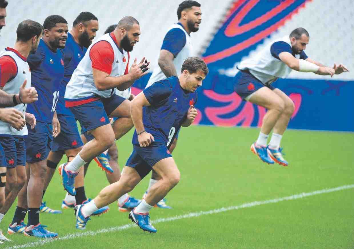 Antoine Dupont, vendredi au Stade de France.
