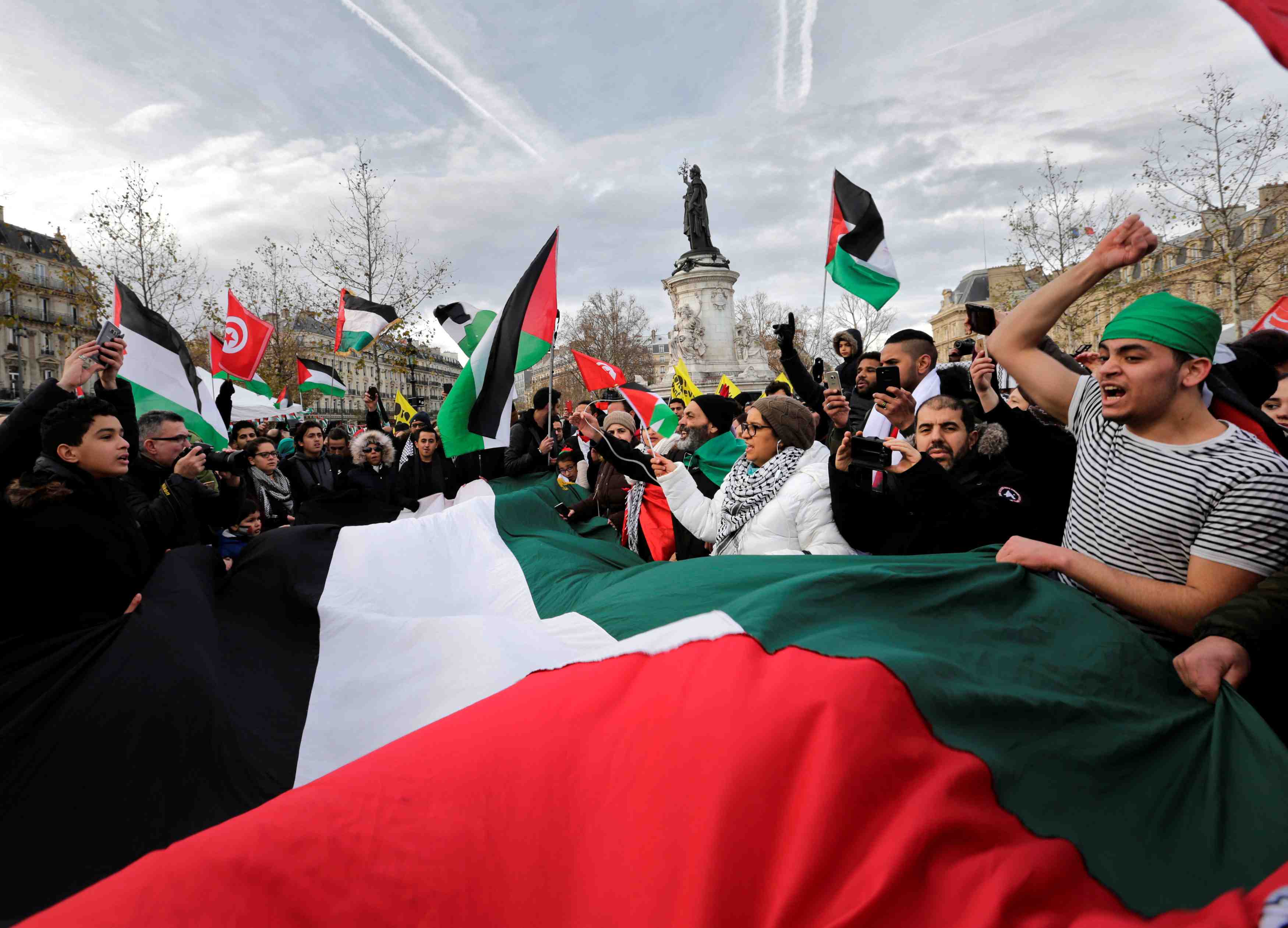 Manifestation pro-palestine a paris avant la venue de netanyahu